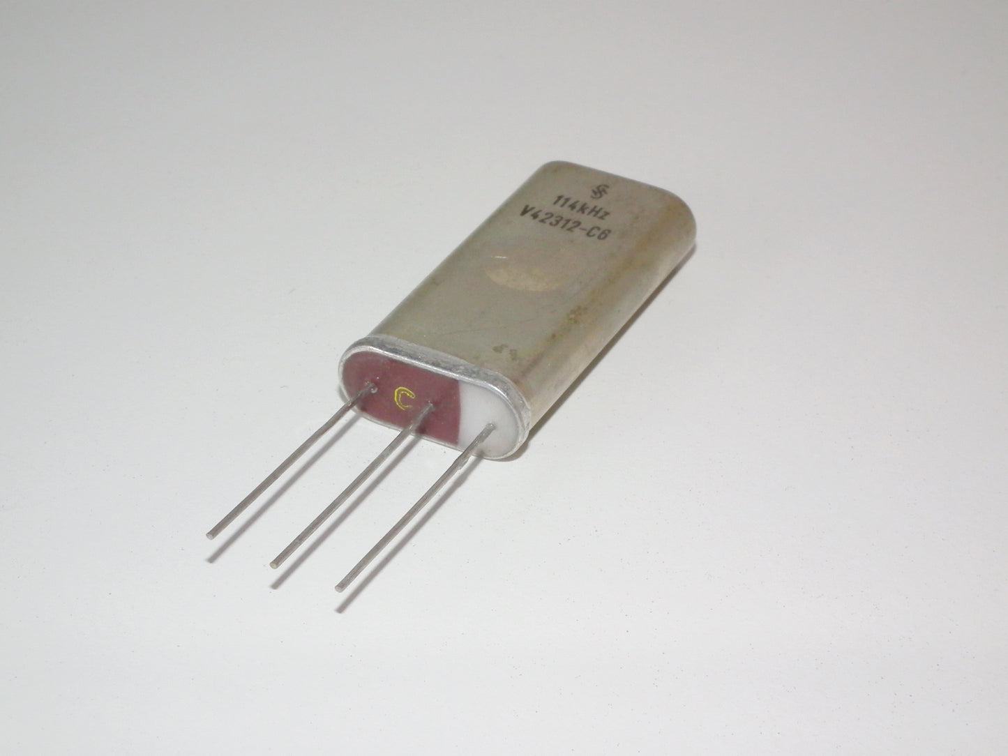Siemens Crystal Filter 114KHz New Old Stock V42312-C6