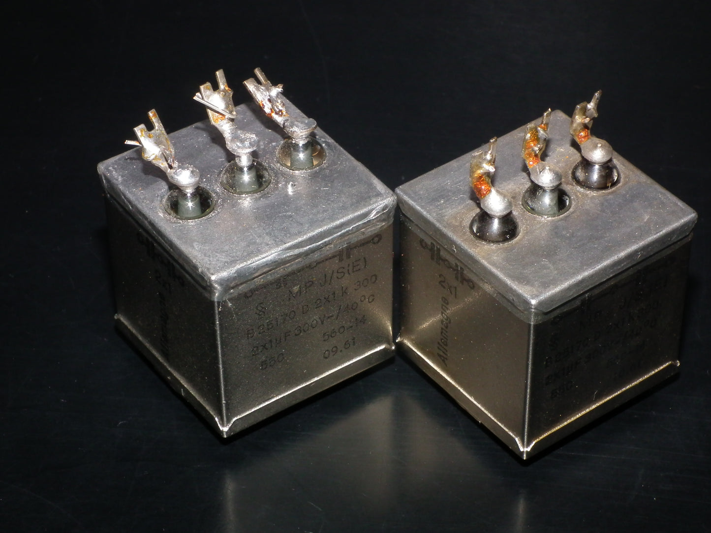 Two vintage Siemens PIO capacitors 2x1uF 300V Klangfilm - West Germany tube audio