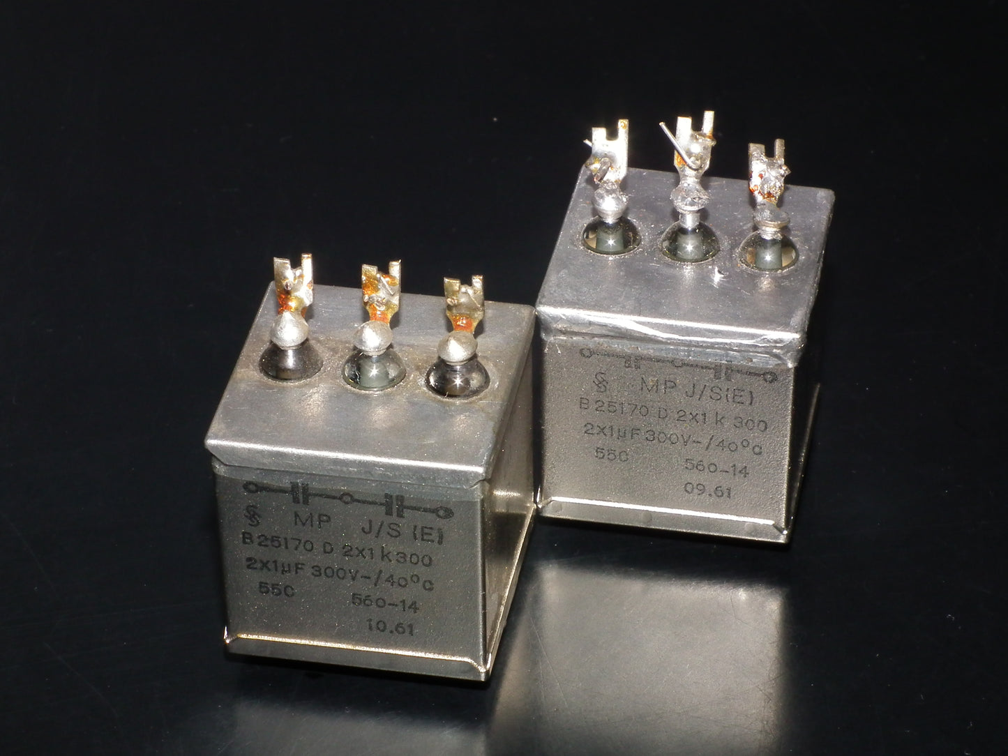 Two vintage Siemens PIO capacitors 2x1uF 300V Klangfilm - West Germany tube audio