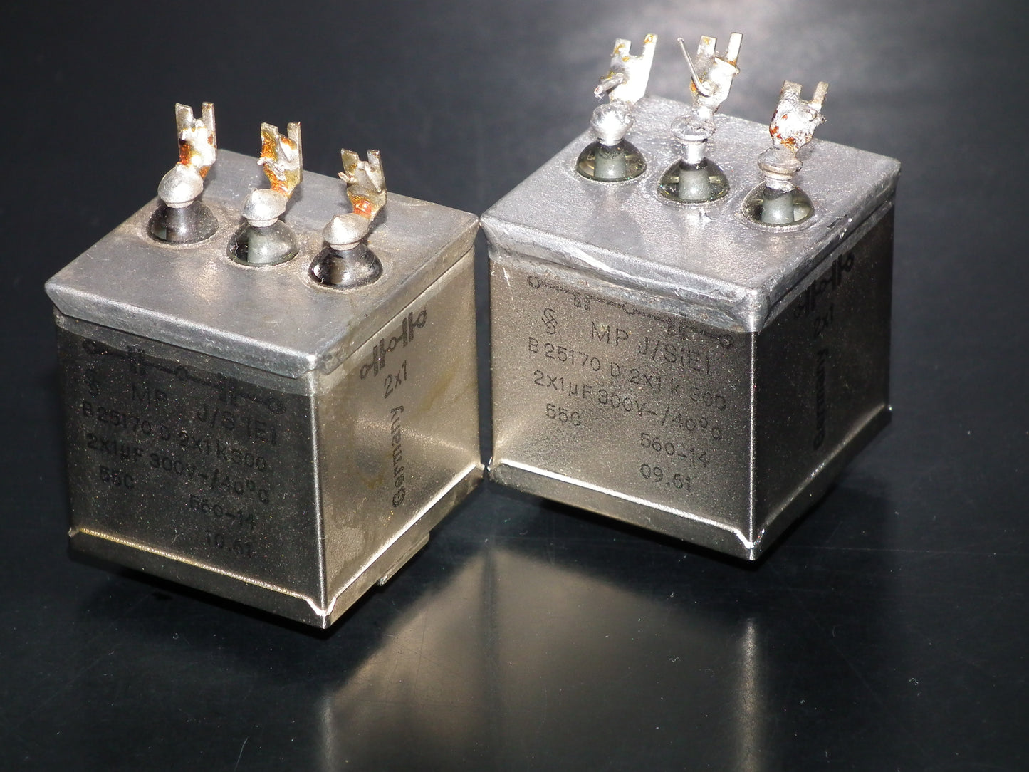 Two vintage Siemens PIO capacitors 2x1uF 300V Klangfilm - West Germany tube audio