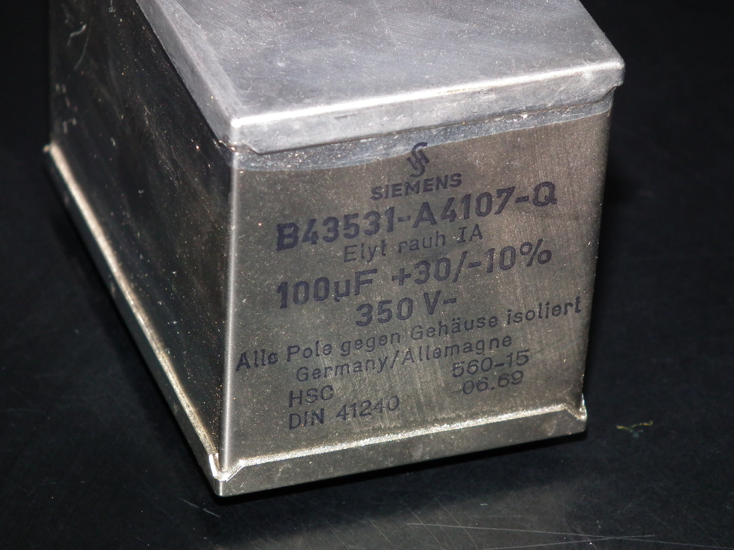 Siemens Klangfilm Electrolytic capacitor 100uF 385V Glass end seal