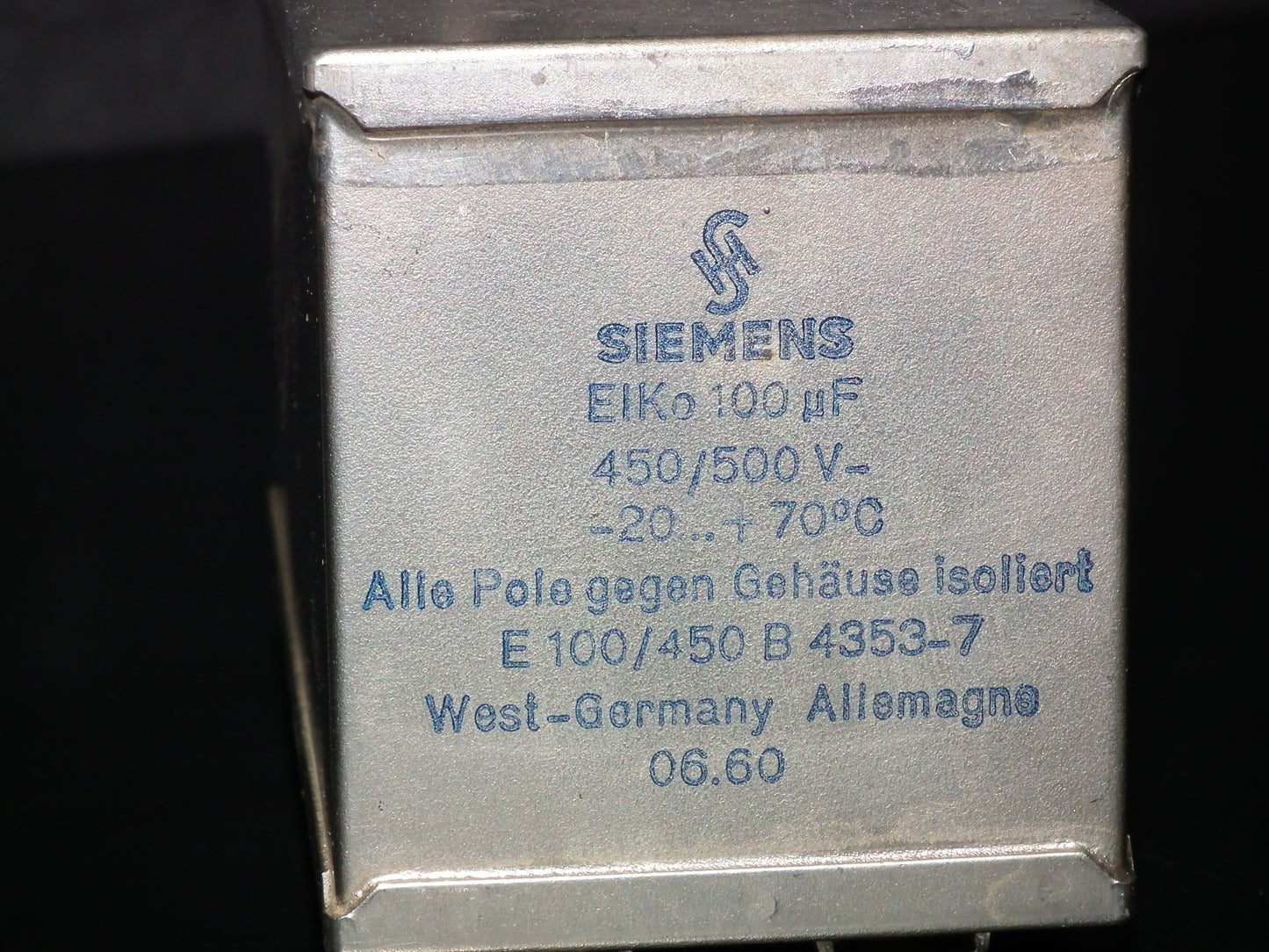 Siemens Klangfilm Electrolytic capacitor 100uF 500V Glass end seal 60s