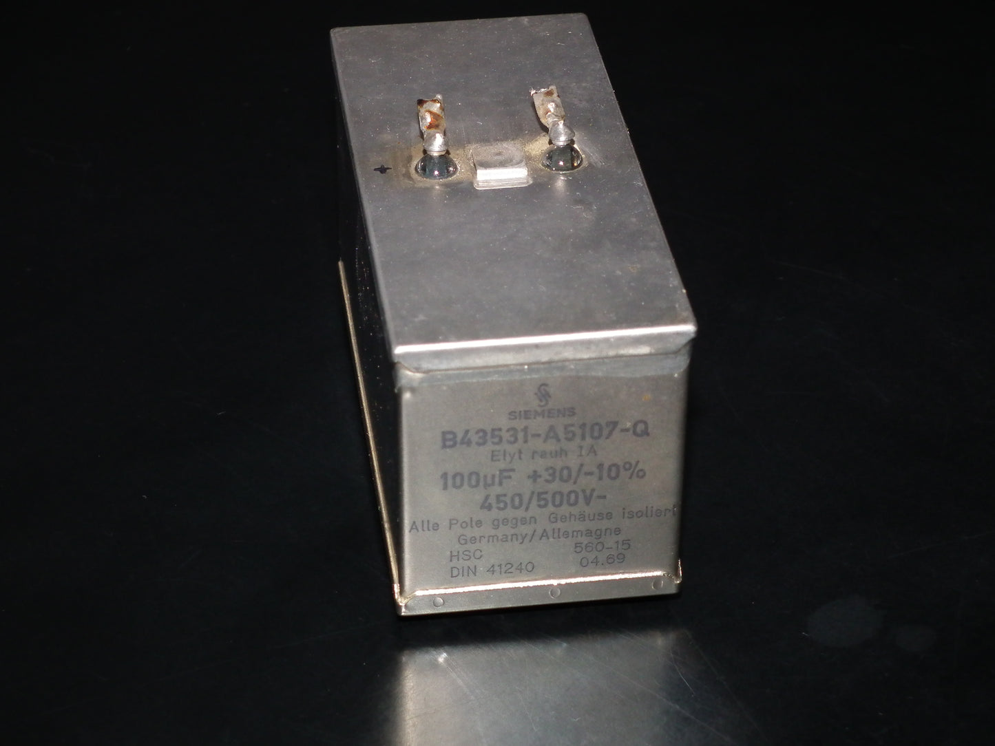 Siemens Klangfilm Electrolytic capacitor 100uF 500V Glass end seal