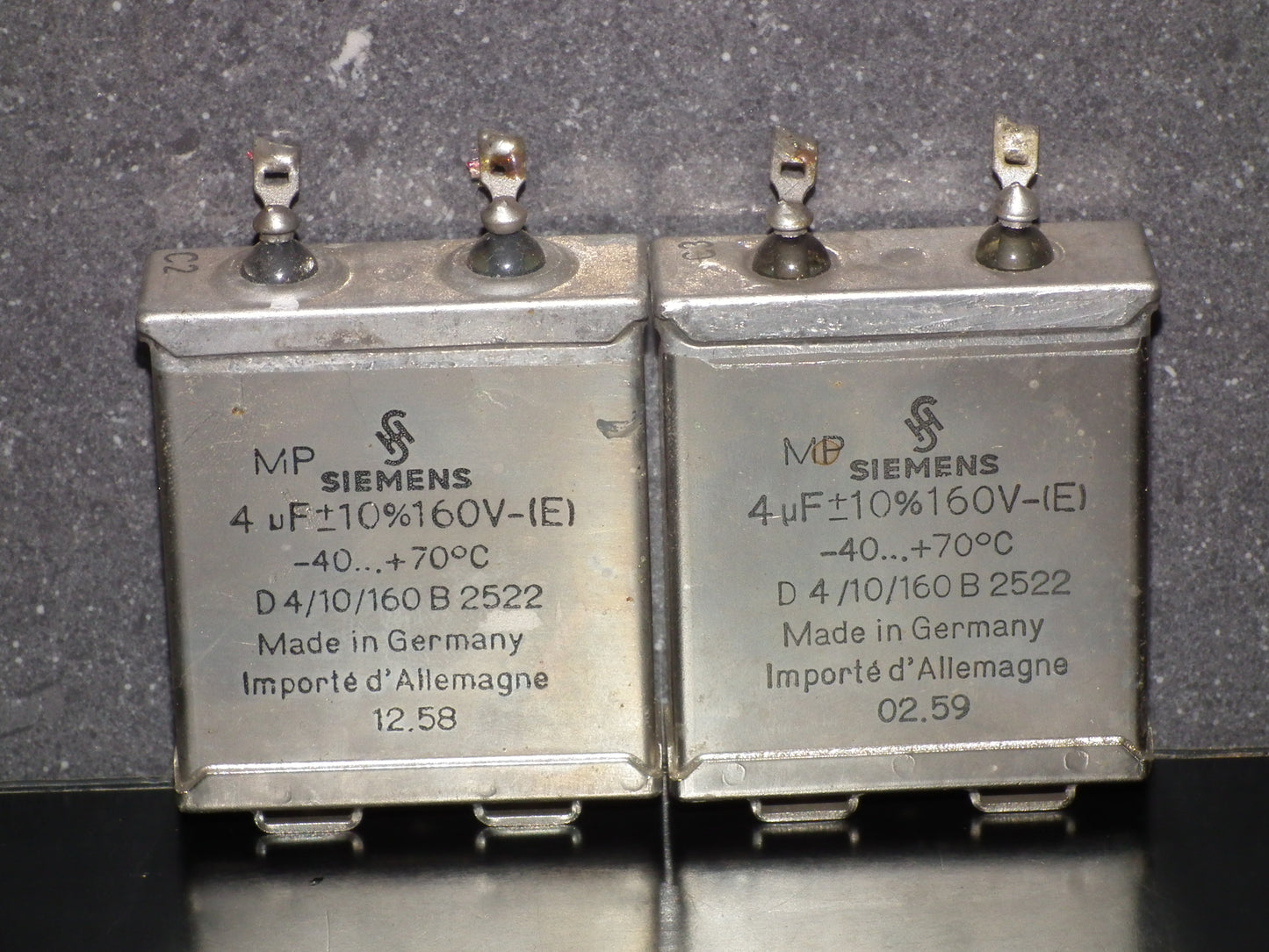 Siemens Klangfilm PIO capacitors 4uF 160V glass end seal two pcs 50s