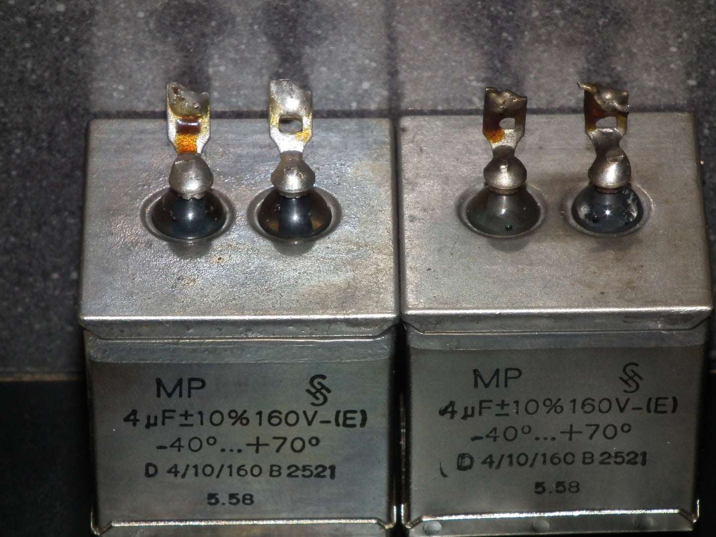 Siemens Klangfilm PIO capacitors 4uF 160V glass end seal two pcs (2)
