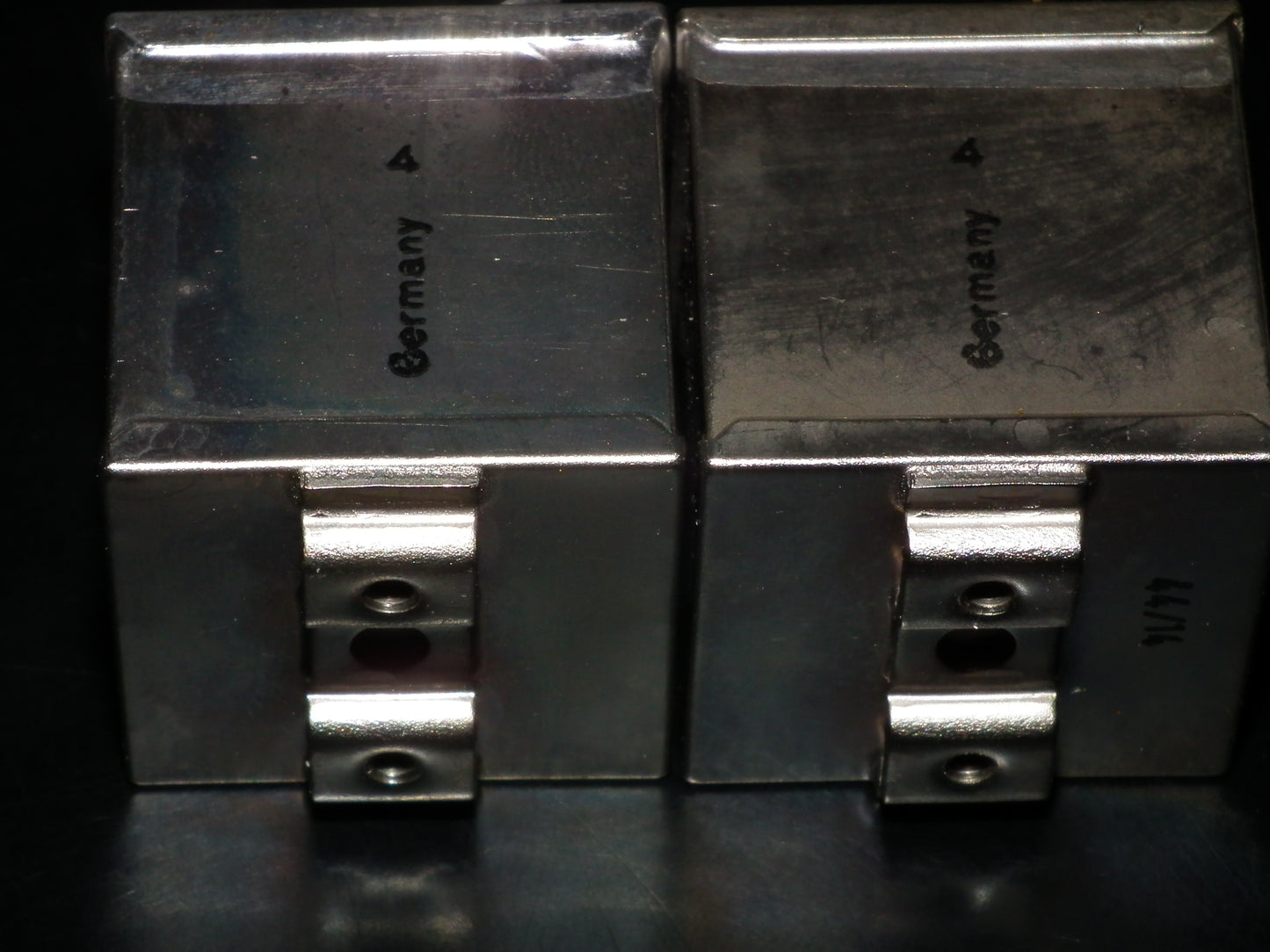 Siemens Klangfilm PIO capacitors 4uF 160V glass end seal two pcs (2)