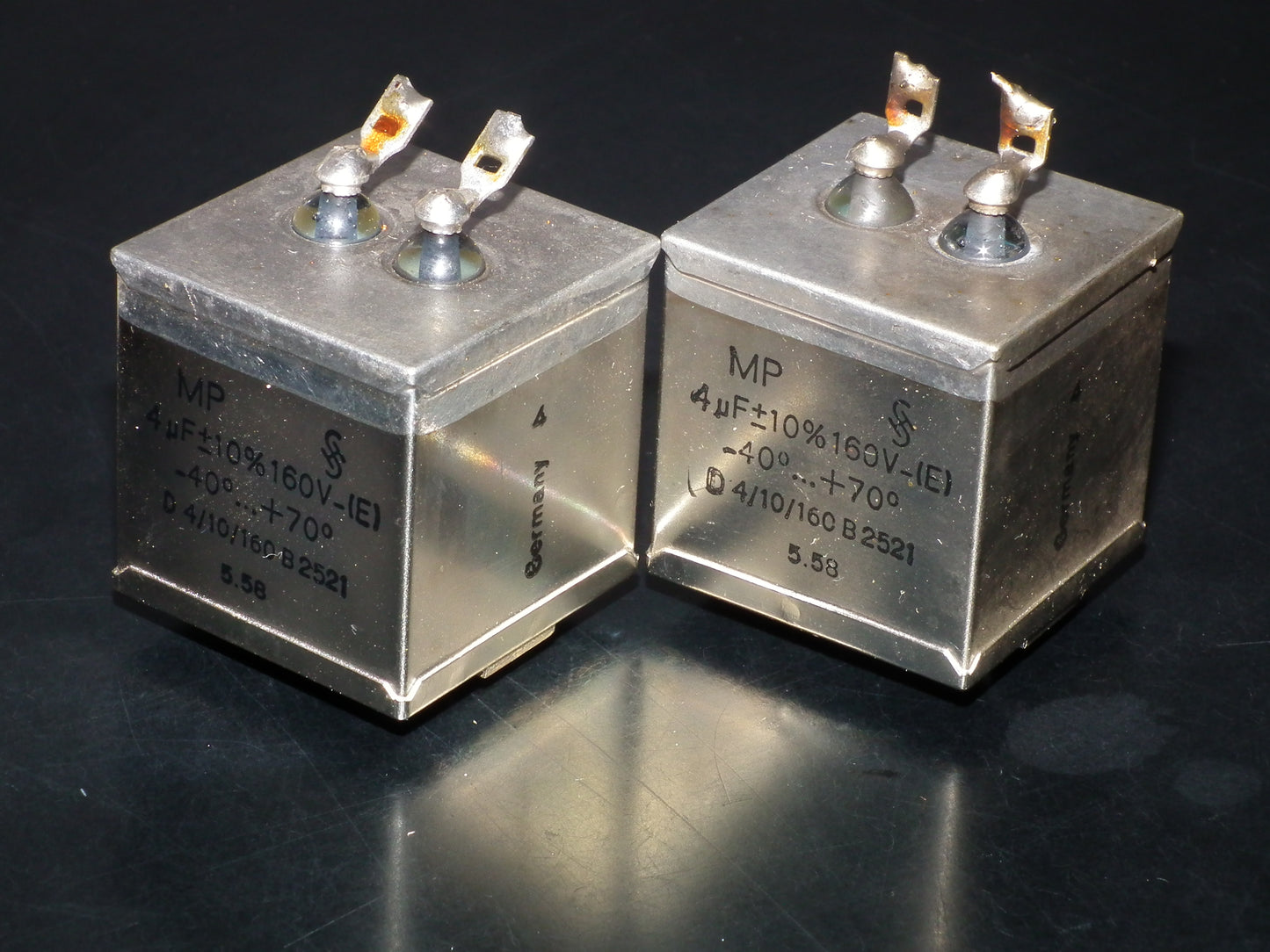 Siemens Klangfilm PIO capacitors 4uF 160V glass end seal two pcs (2)