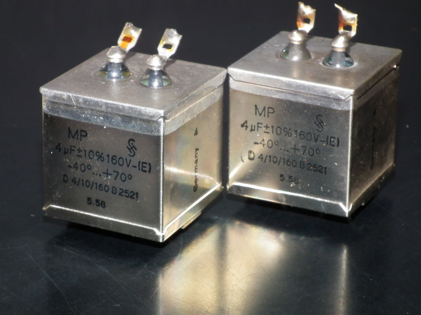 Siemens Klangfilm PIO capacitors 4uF 160V glass end seal two pcs (2)