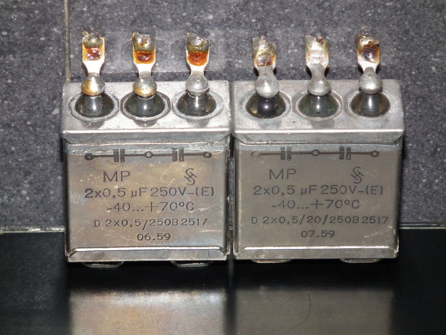 Siemens Klangfilm PIO capacitors 2x0.5uF/250V glass end seal two pcs 500nF