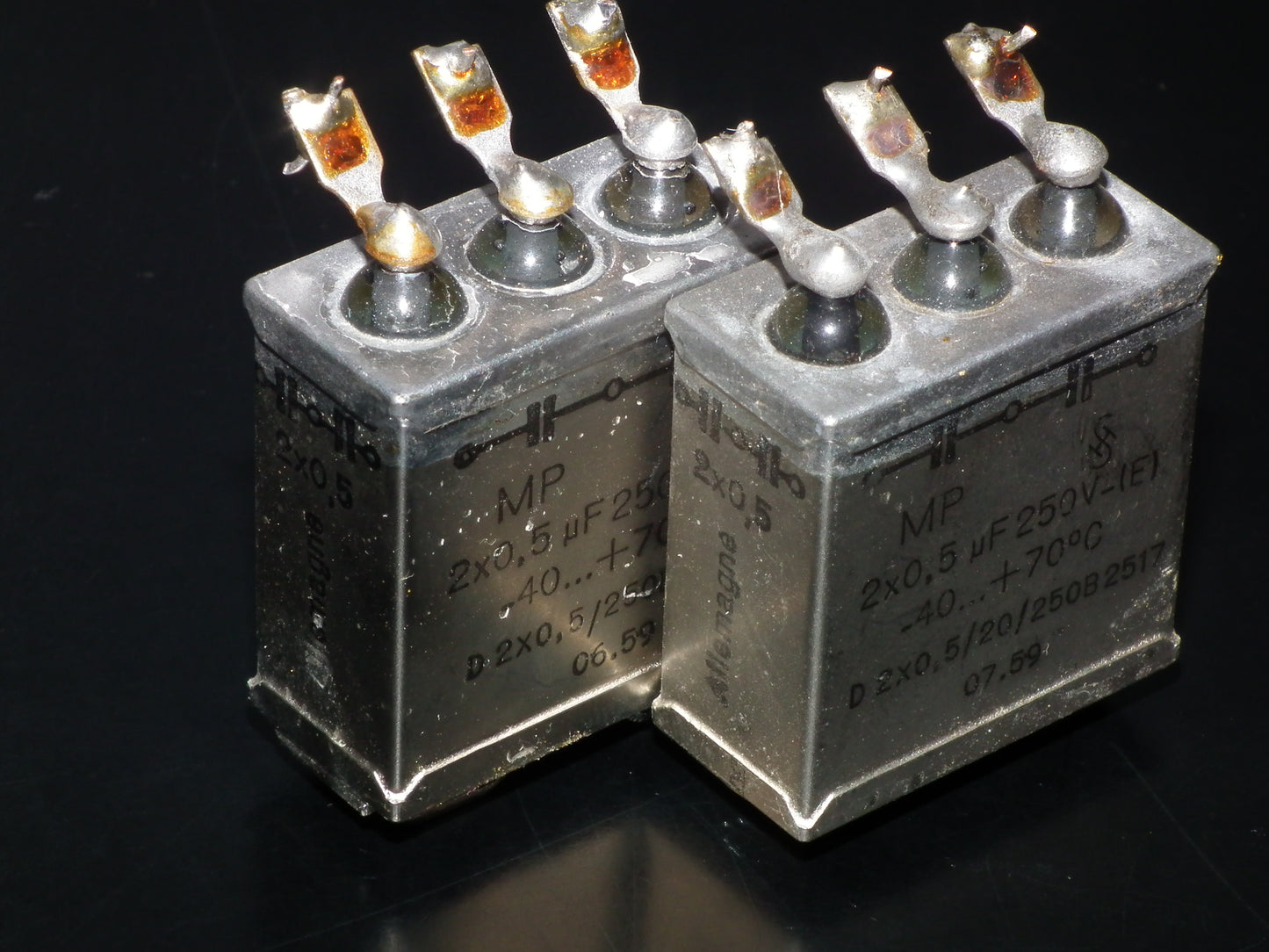 Siemens Klangfilm PIO capacitors 2x0.5uF/250V glass end seal two pcs 500nF