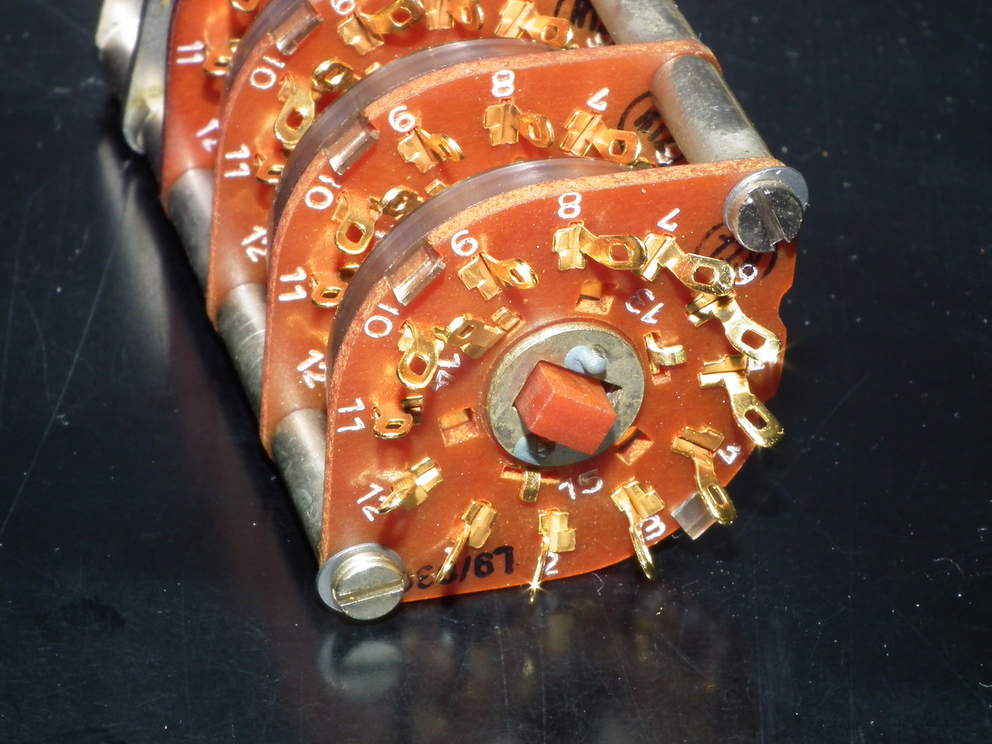 Siemens 4x12 rotary switch Gold Plated C40315-M337-C1