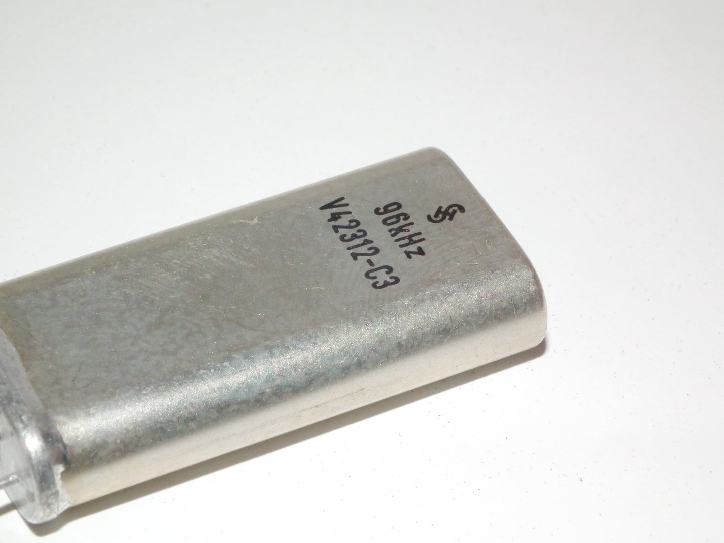 Siemens Crystal Filter 96KHz New Old Stock V42312-C3