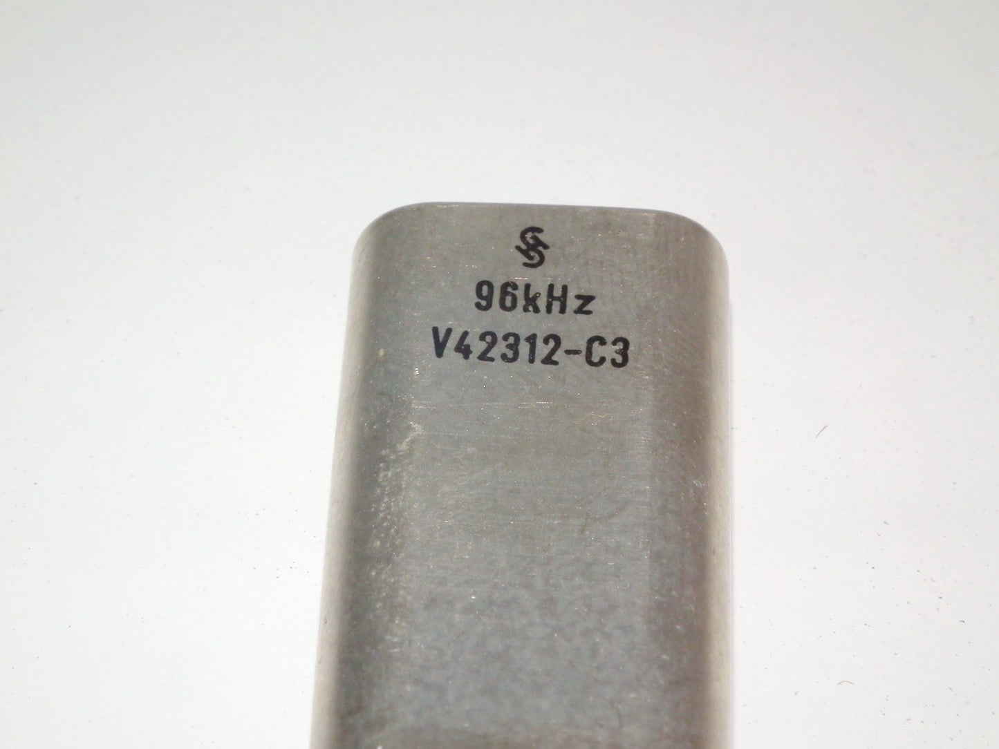 Siemens Crystal Filter 96KHz New Old Stock V42312-C3