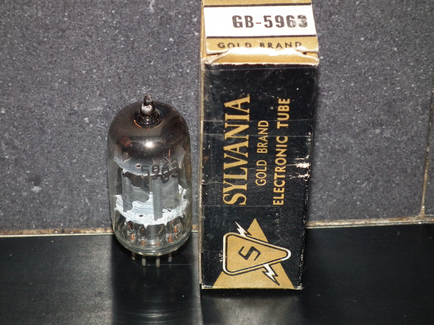 5963 Sylvania Gold Brand 12AU7 ECC82 NOS NIB