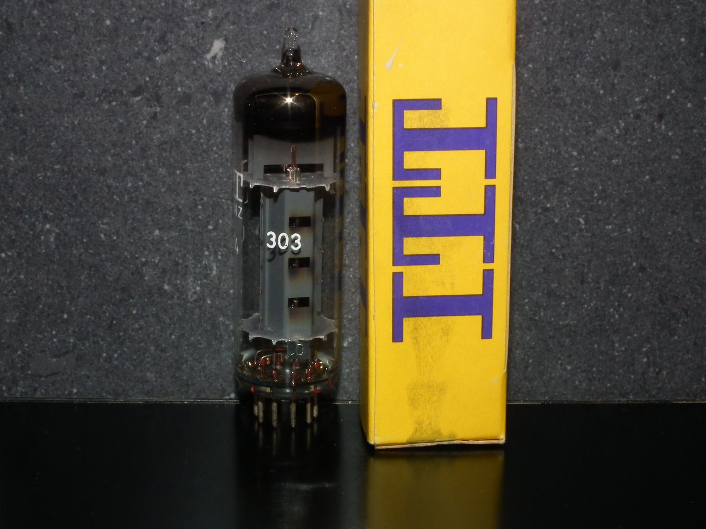 UL84 ITT Lorenz 45B5 N119 NOS NIB tube audio pentode