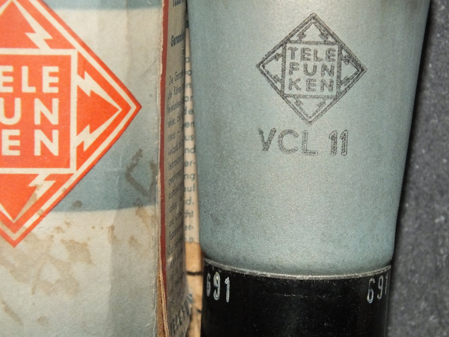 Telefunken VCL11 NOS NIB Audio Triode Pentode Silver Coated