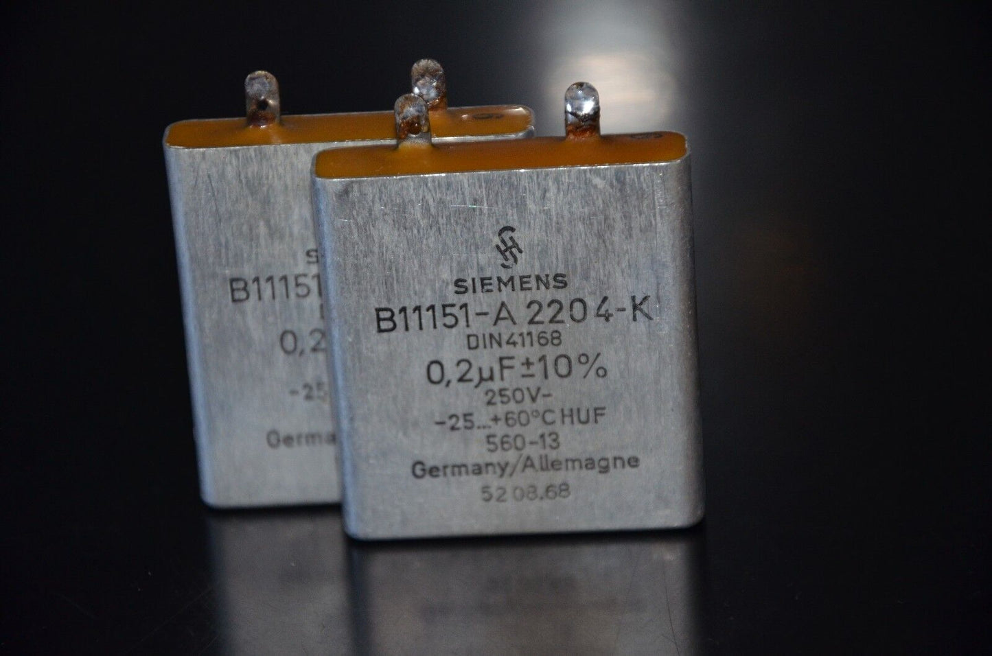 Two vintage Siemens Klangfilm PIO capacitors 0.2 uF / 250V for hi end tube audio