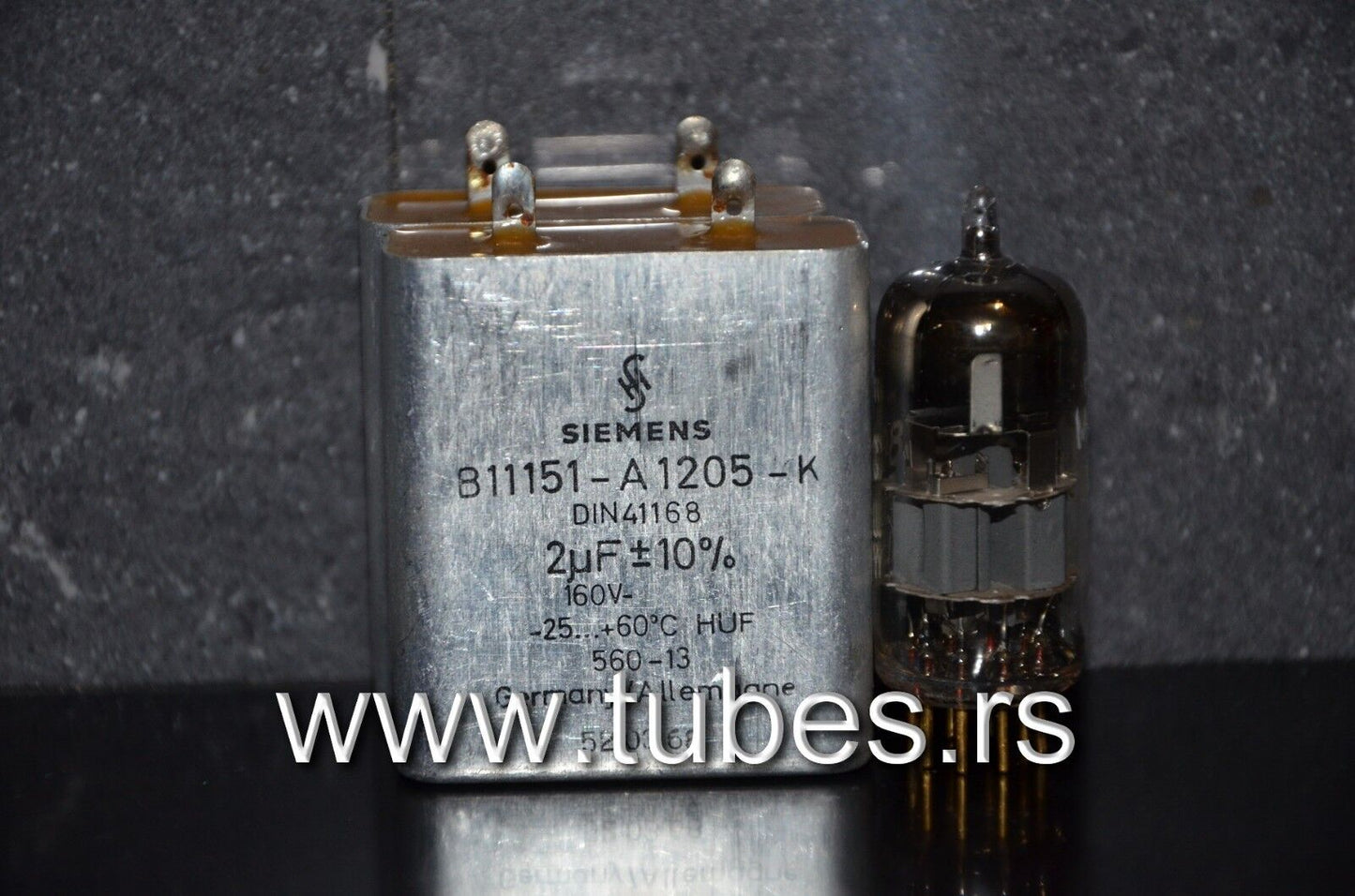 Two vintage Siemens PIO capacitors 2 uF 160V Klangfilm Made in Germany 2mfd 160V
