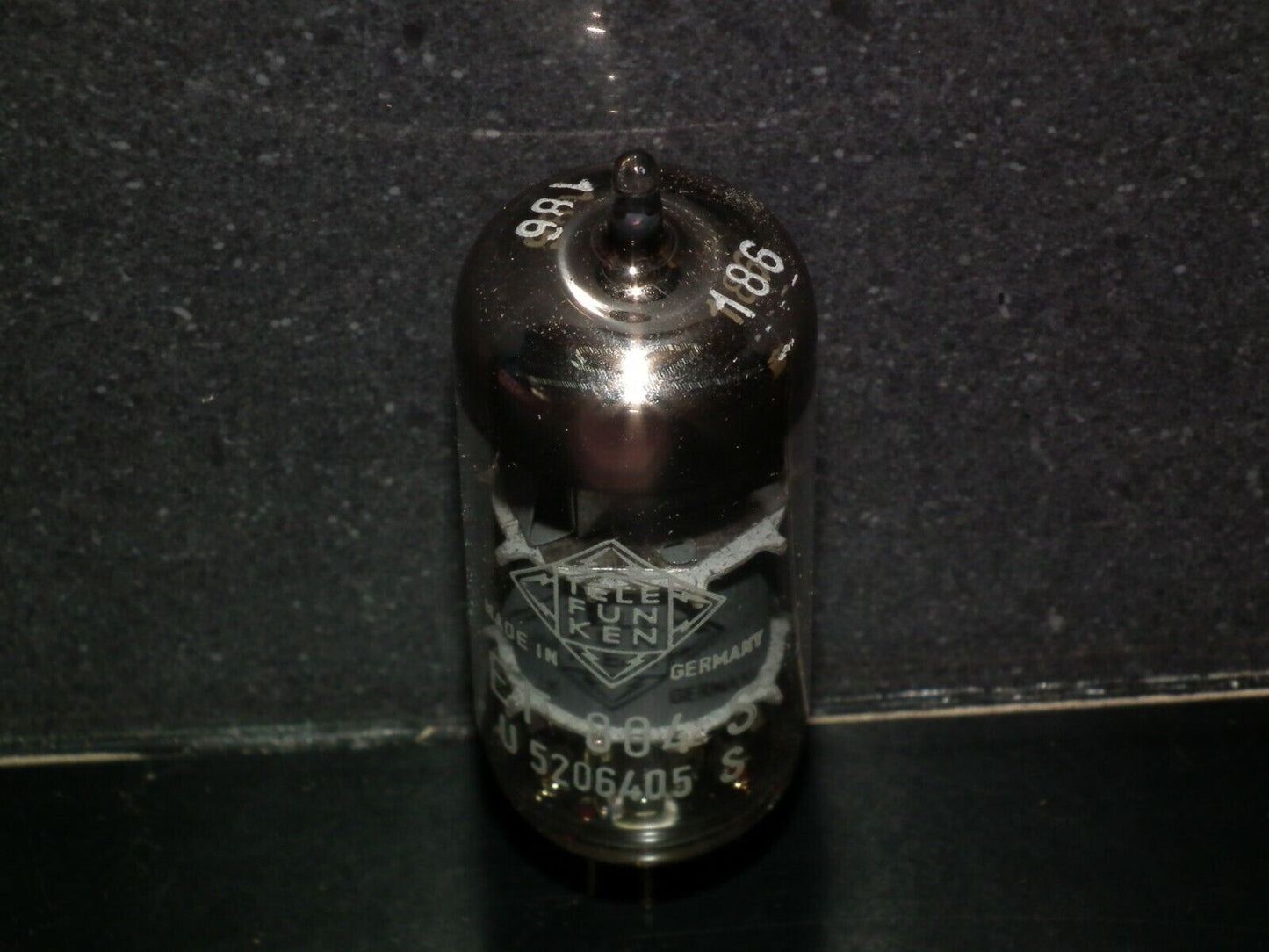 EF804S Telefunken NOS NIB Low Noise Diamond Bottom Old Type B&W Box