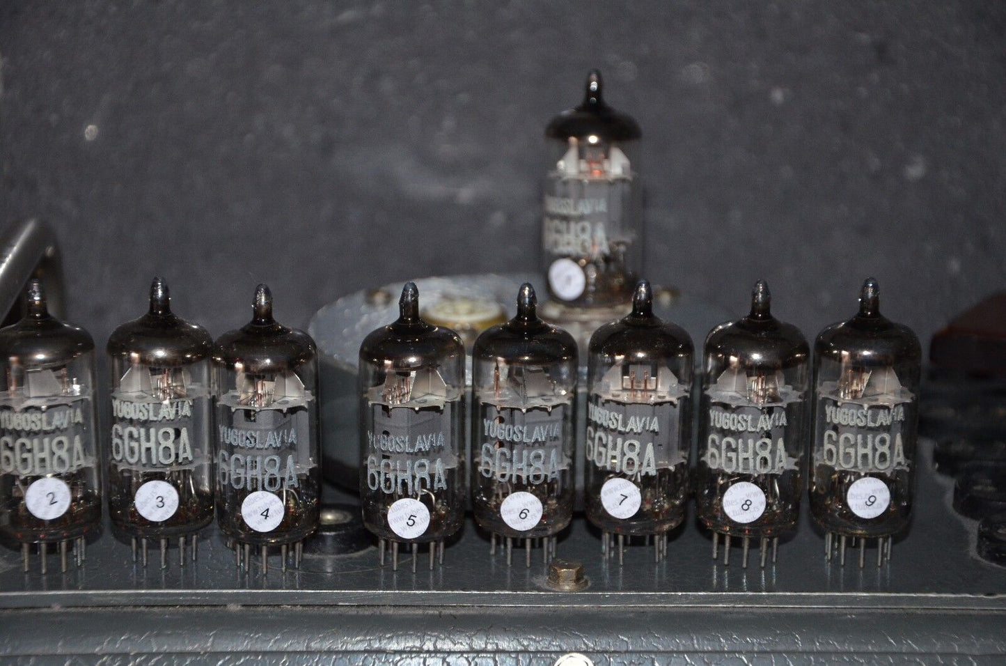 6GH8A EI Yugoslavia (Philips) 6KD8 6EA8 ECF82 NOS NIB