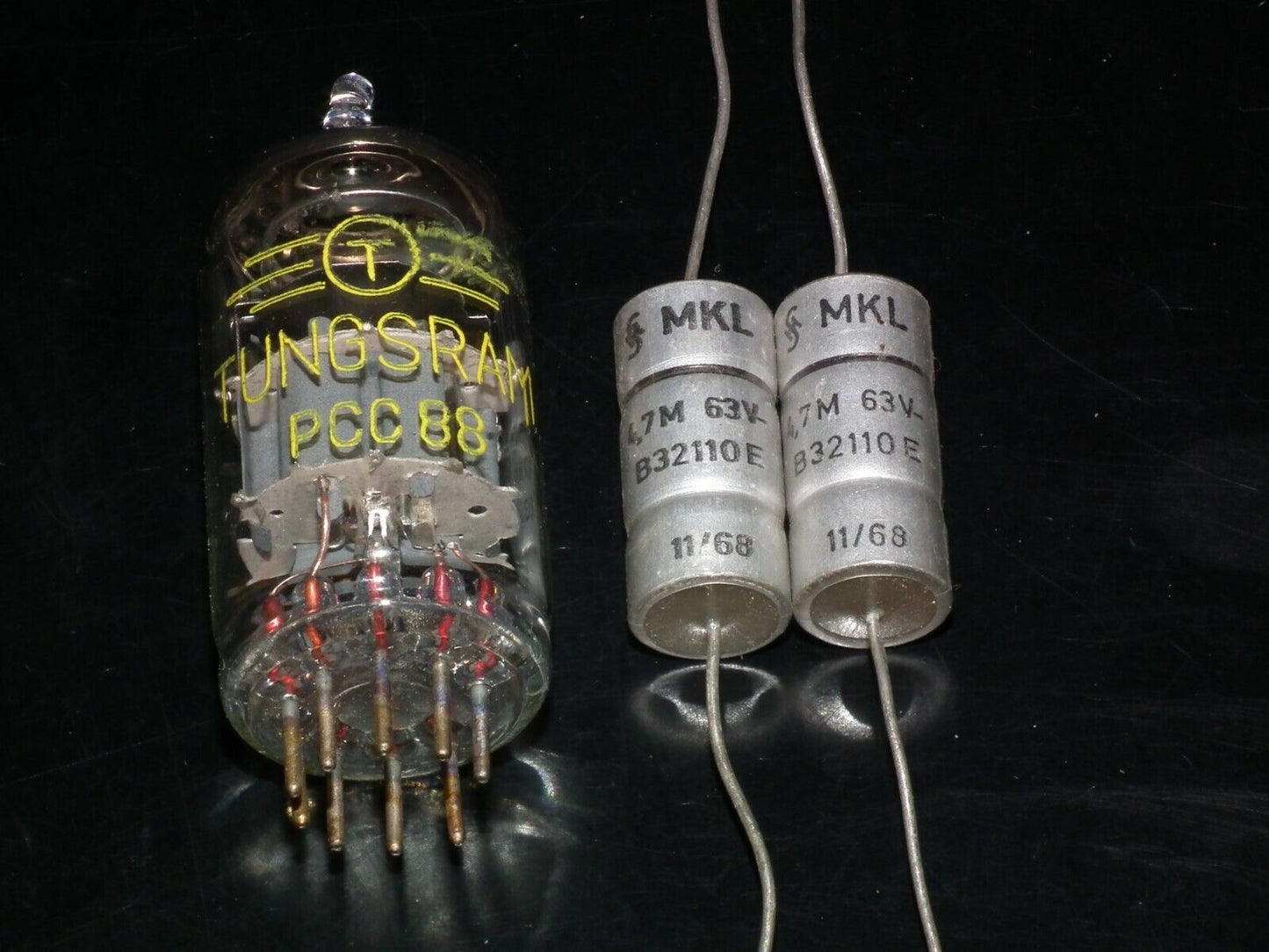 Two NOS vintage Siemens MKL Capacitors 4.7mfd 63V Klangfilm West Germany 1968