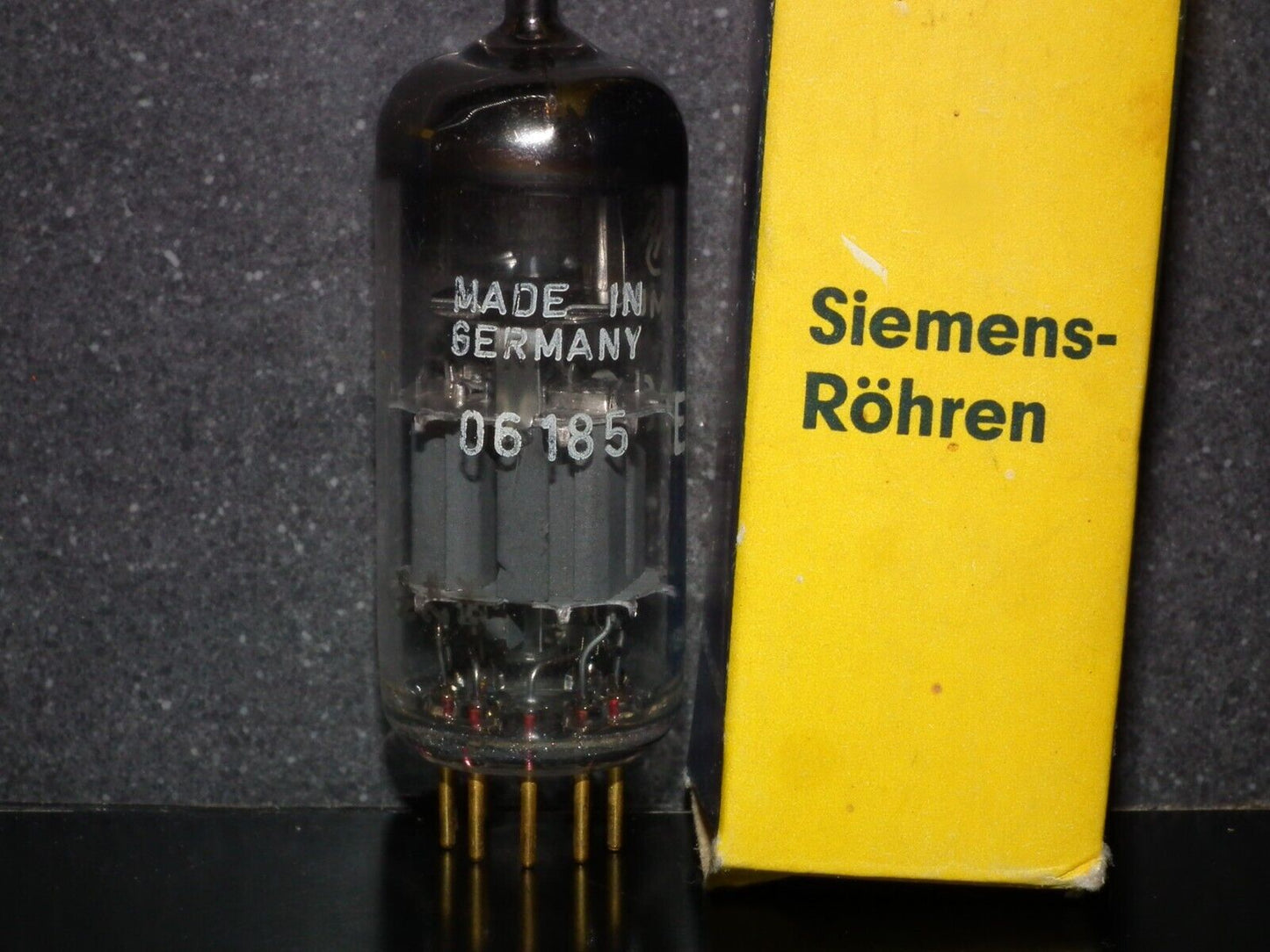 E288CC Siemens 8223 NOS NIB Tested Balanced Munich Tube Plant