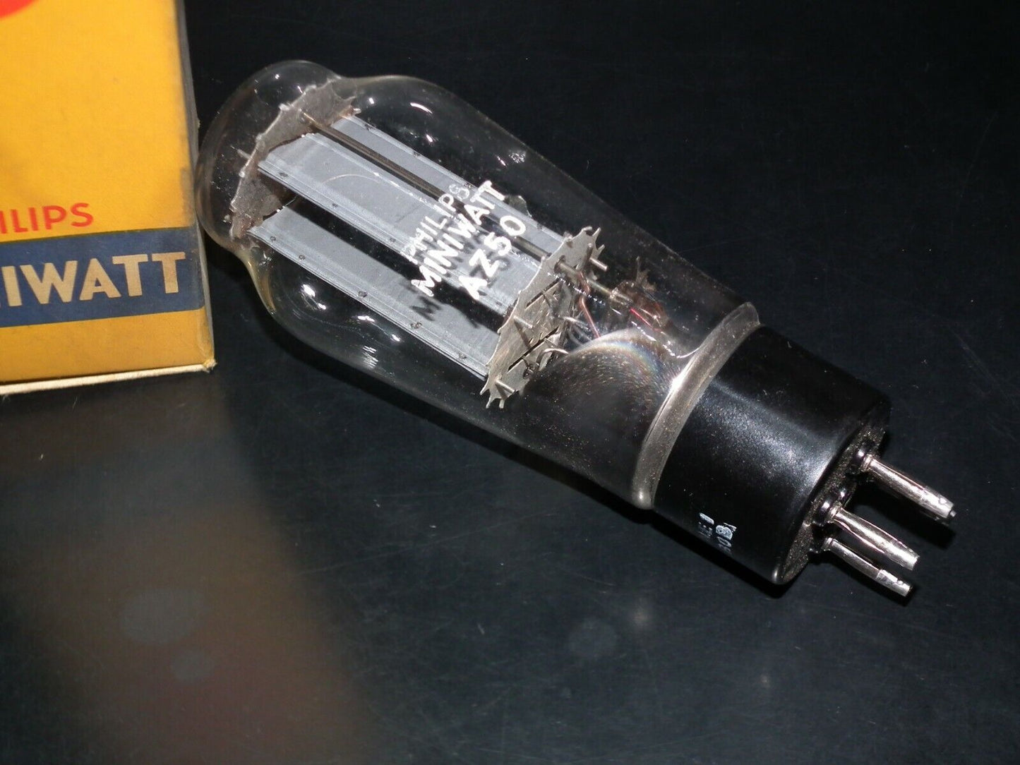 AZ50 Philips rectifier NOS NIB, dual OO getter, Blackburn 1960, WELDED PLATES
