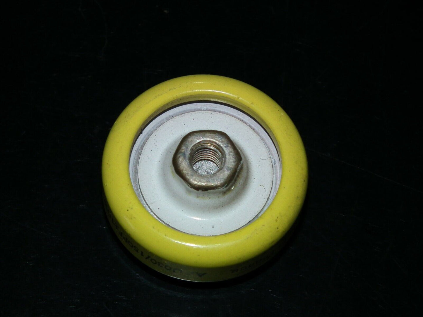 LCC France 150pF 7.5KV doorknob capacitor for professional broadcast Used Tested