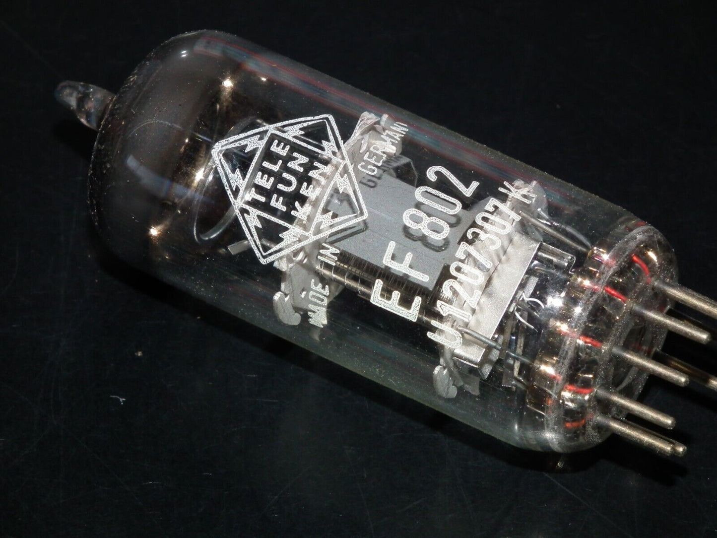 EF802 Telefunken Diamond Bottom NOS NIB (~EF800) Microphone Low Noise Pentode