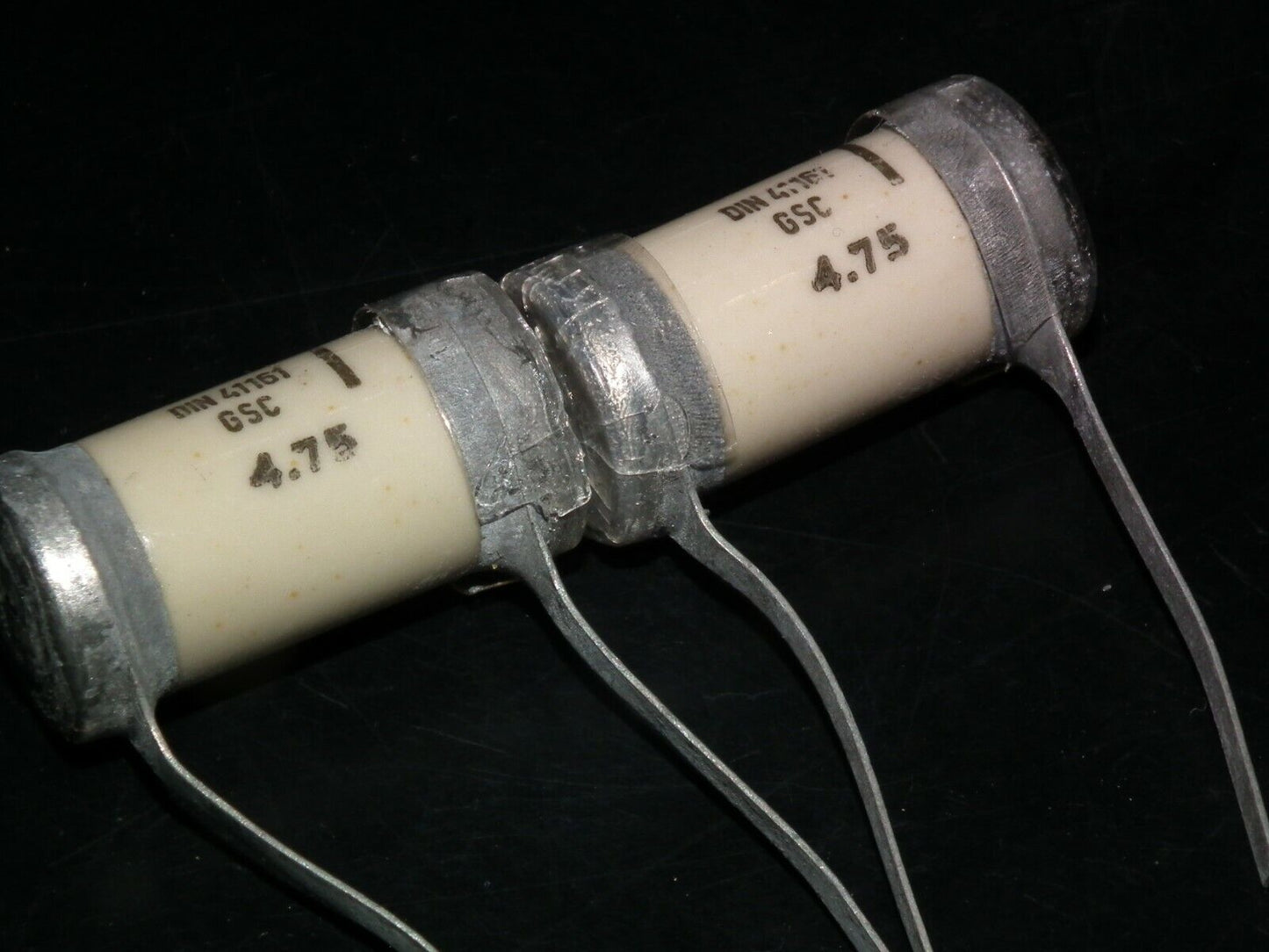 Two vintage Sikatrop Capacitors 0.05mfd 250V Siemens Klangfilm Hi-End 50nF 250V