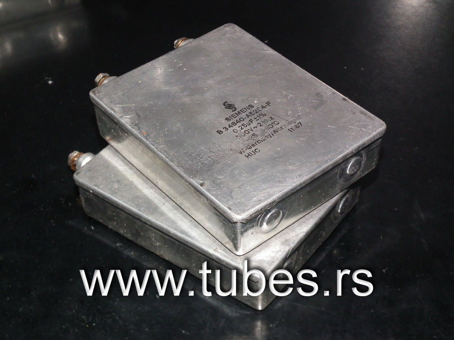Two vintage Siemens PIO capacitors 0.25uF 500V~ Made in Germany in 1967