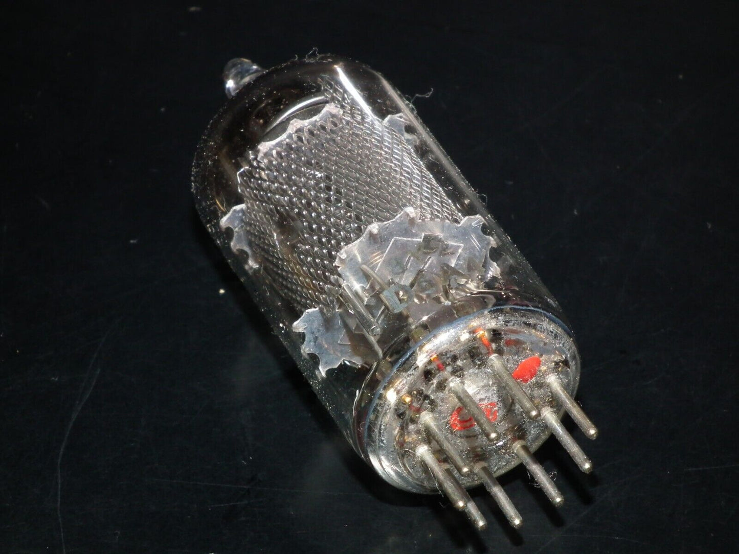 EF86 Valvo 6267 NOS NIB Original White Box Mesh anode, early 60s, low noise