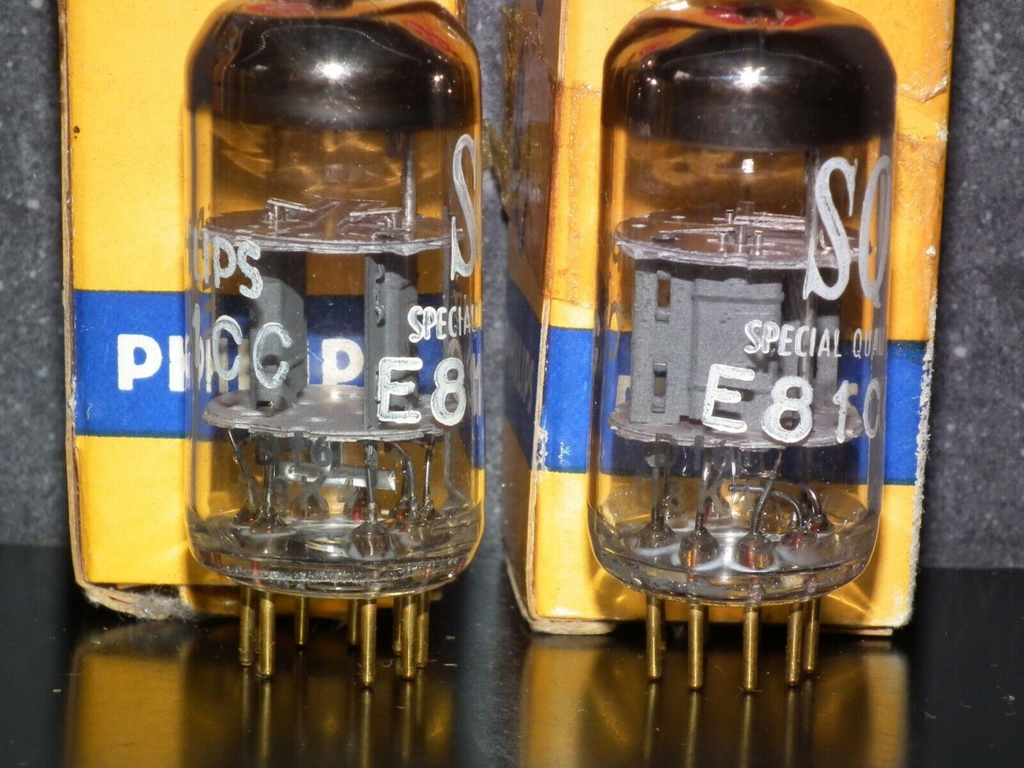 Valvo 6201 (ECC81 12AT7) NOS matched pair rebranded Philips RARE DISC GETTER