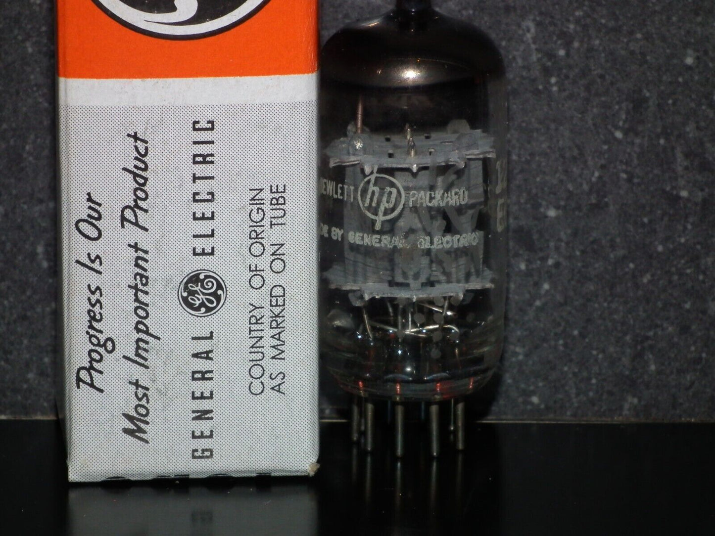 12AX7 General Electric ECC83 tested NOS Balanced sections, No microphonics