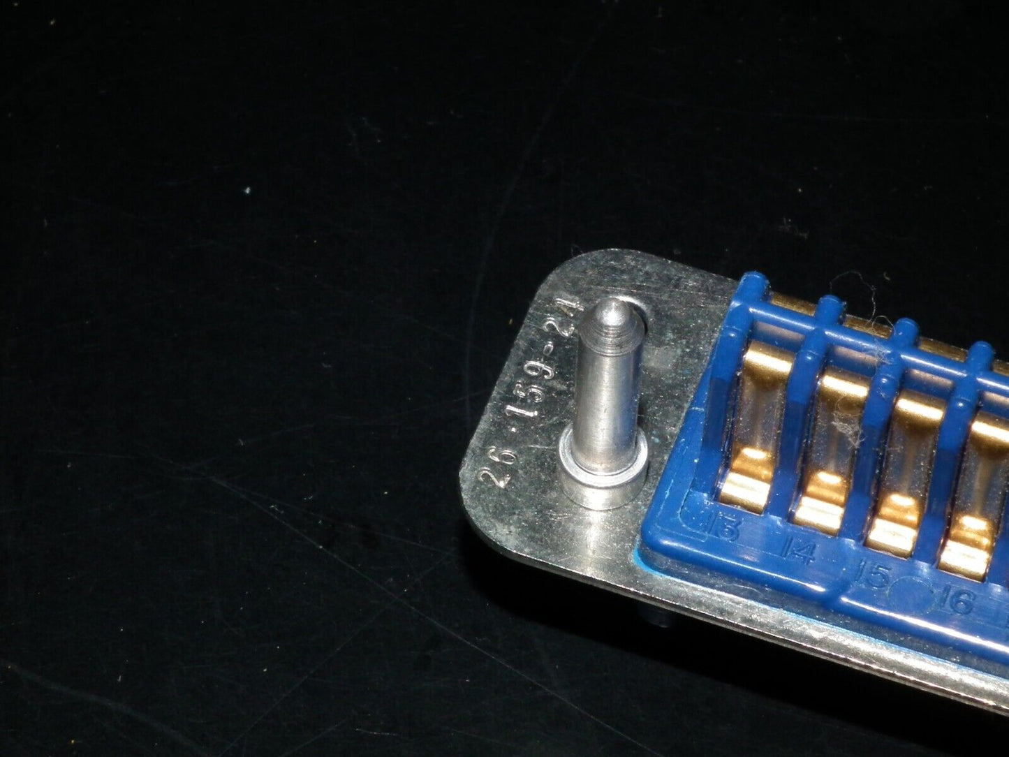 NOS Amphenol 26-159-24 24 Pole chassis plug with 2 x guiding pins GOLD PLATED