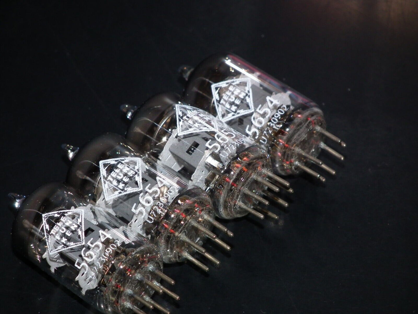Platinum Matched Quad Telefunken 5654 6AK5 EF95 NOS NIB Ulm Diamond Bottom DB