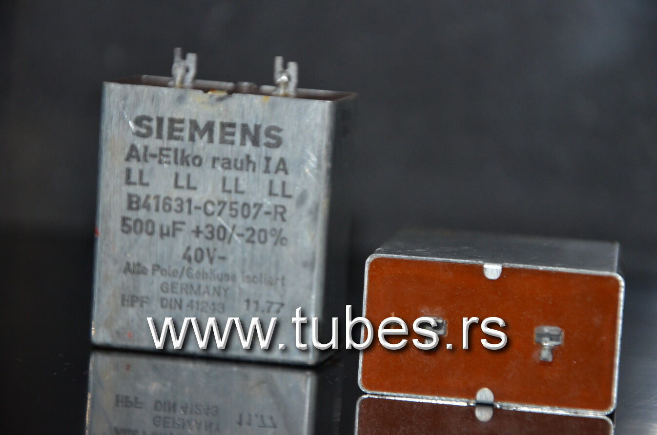Two vintage Siemens electrolytic capacitors 500uF/35V Klangfilm Al-Elko rauh IA