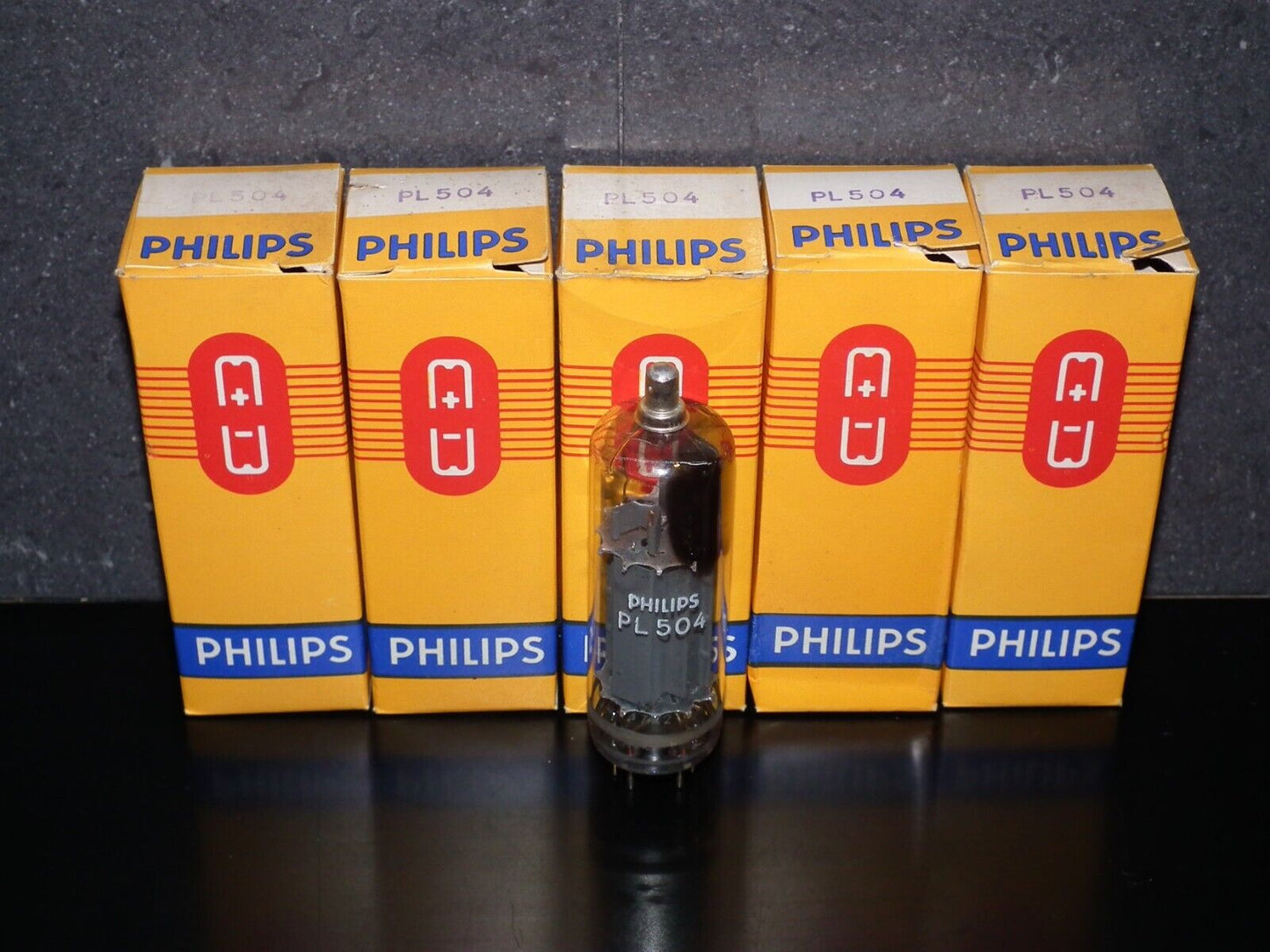 PL504 Philips NOS NIB - Holland Heerlen 1967 RARE Side Getter