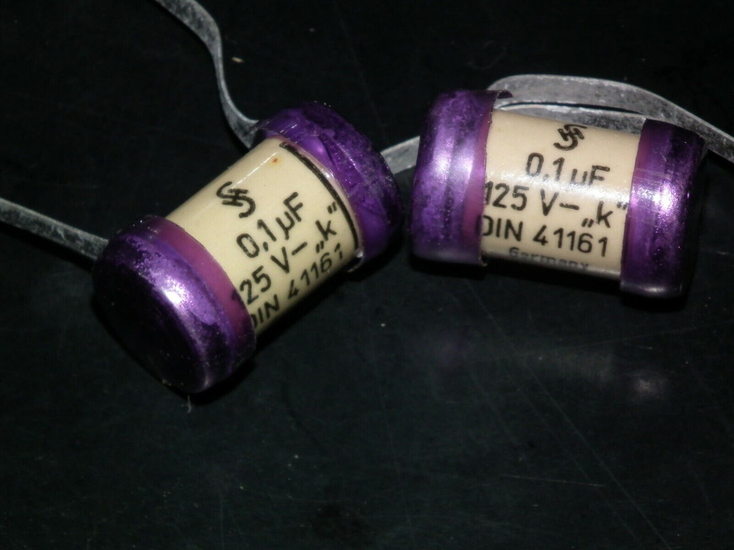 Two vintage Sikatrop Capacitors 0.1mfd 125V Siemens Klangfilm Hi End 100nF 125V