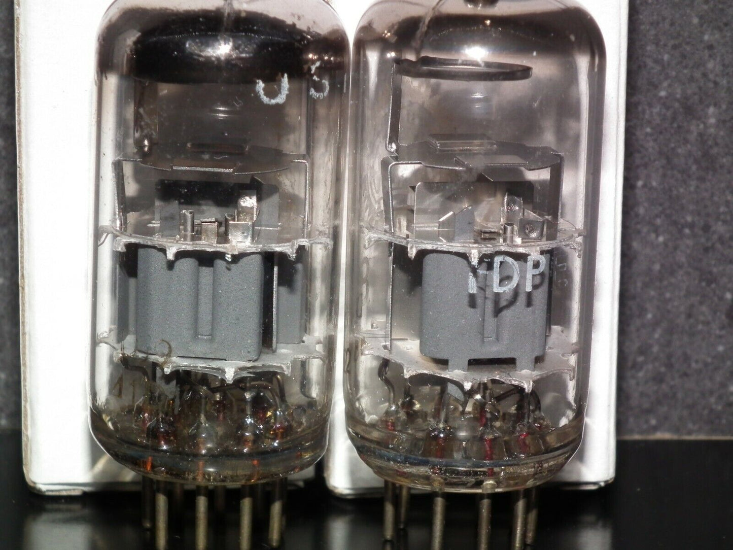 PCC88 Philips 7DJ8 GRAY SHIELD DUAL STAGE GETTER Used NOS tested 110%