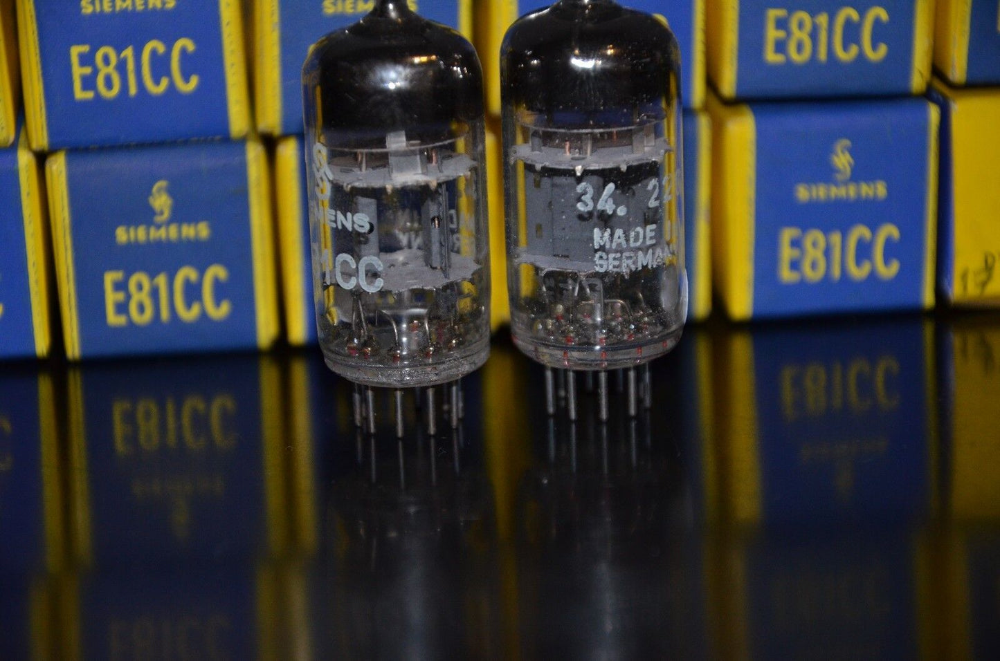 Siemens & Halske E81CC ECC801S 6201 ECC81 12AT7 NOS (triple mica, West Germany)