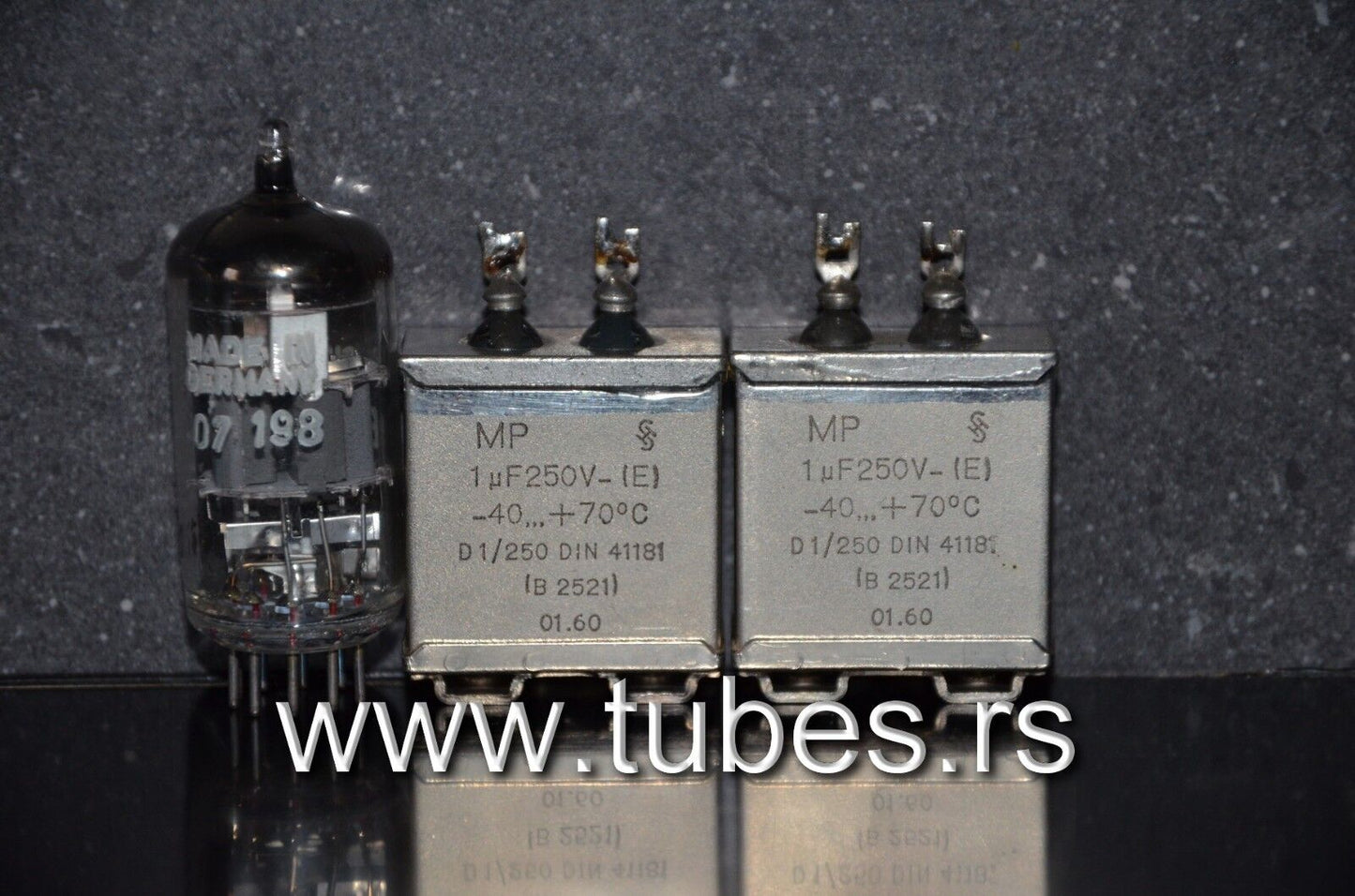 Two vintage Siemens PIO capacitors 1uF 250V Klangfilm - West Germany tube audio