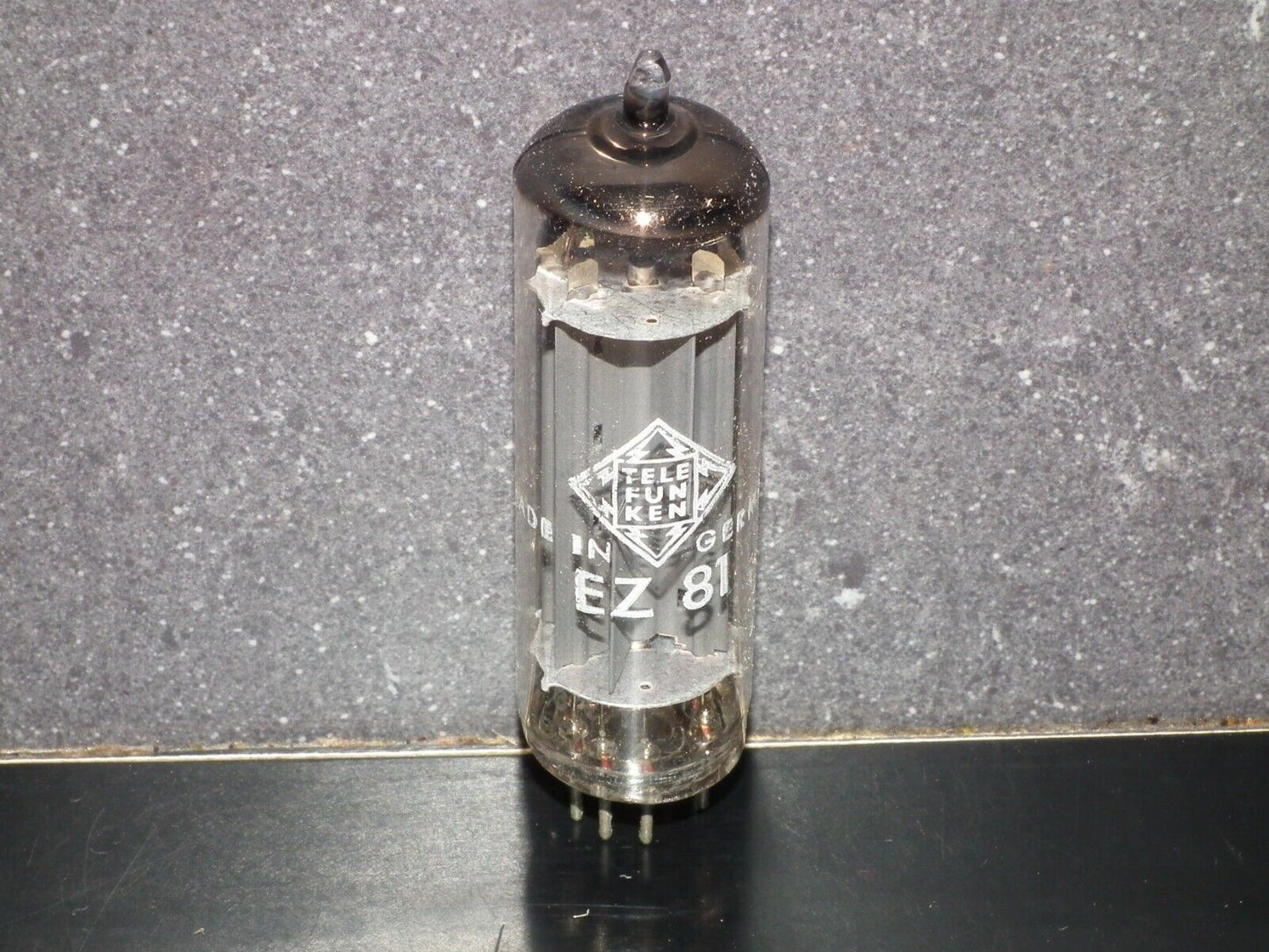 EZ81 Telefunken 6CA4 NOS NIB Made by Mullard, Blackburn in 1967