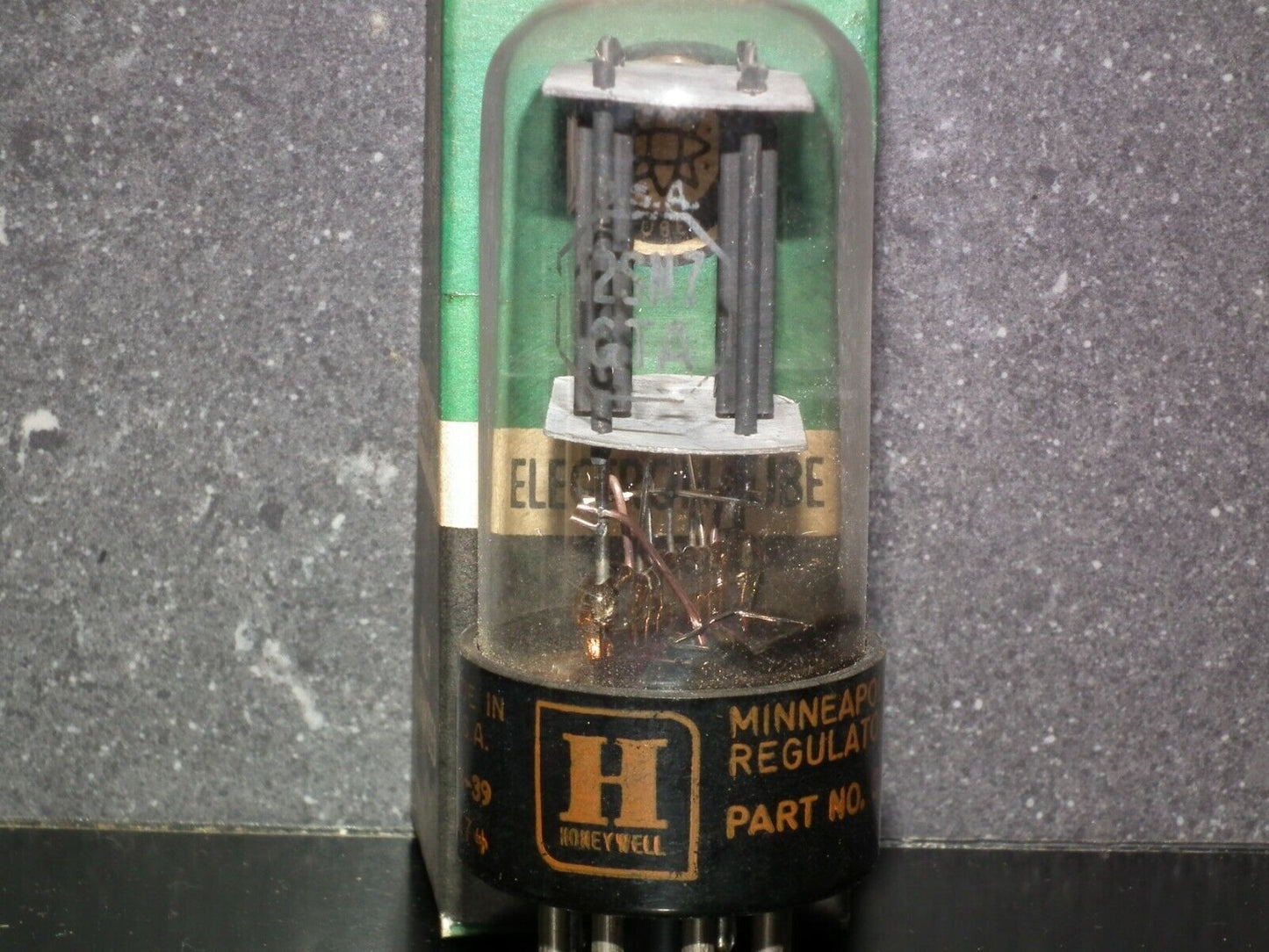 Rare RCA Honeywell 12SN7GTA NOS NIB in original Standard box(1 pcs)