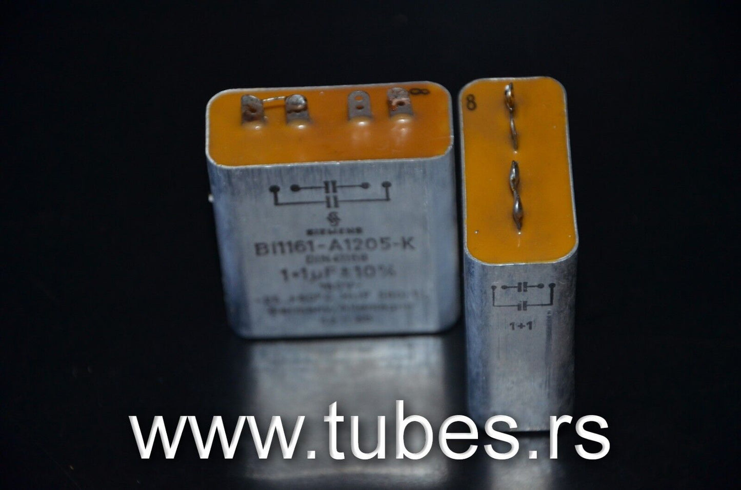 Two vintage Siemens PIO capacitors 1 uF + 1 uF 160V Klangfilm tube audio 1+1mfd