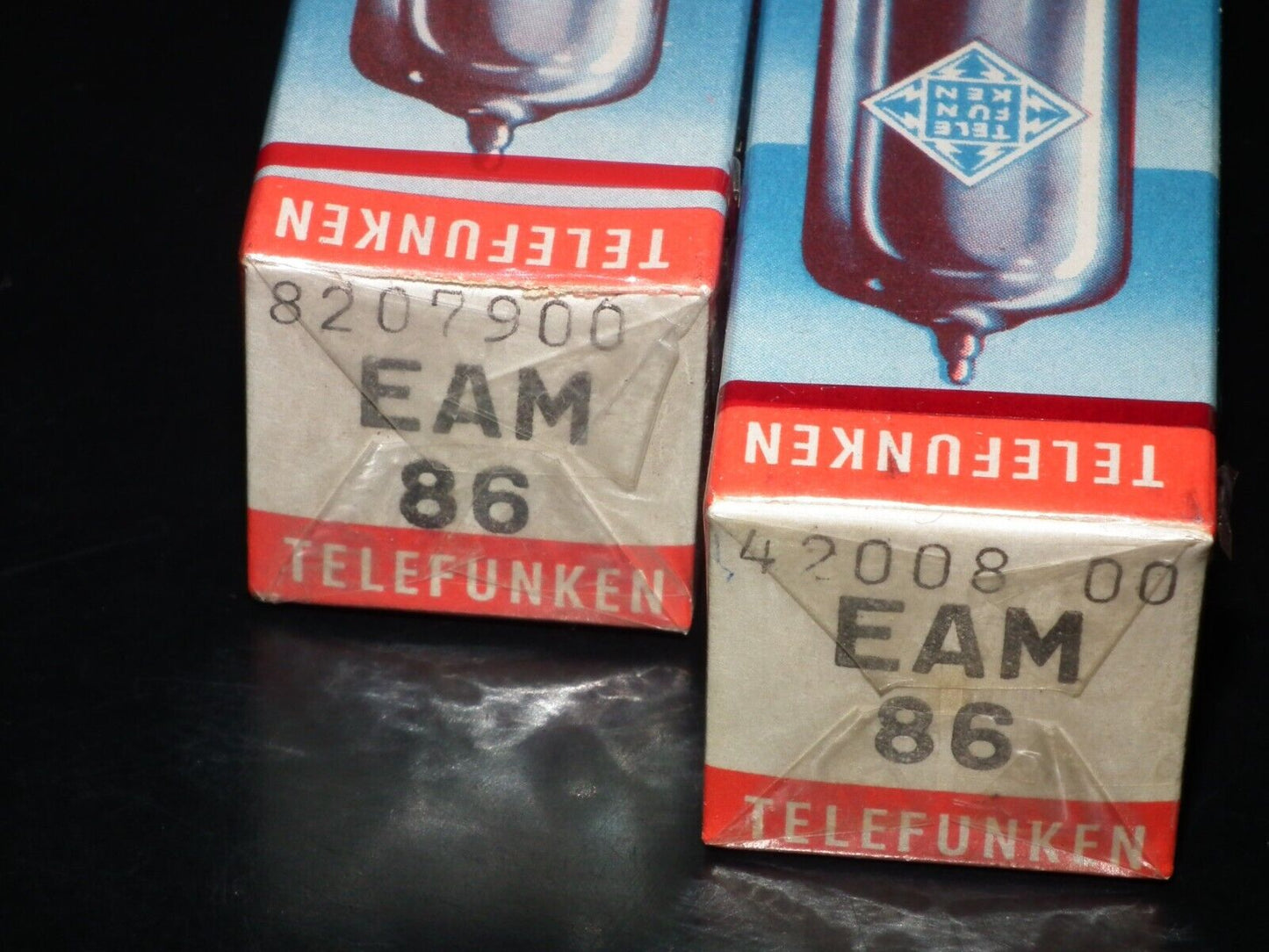 One (1 pcs) EAM86 Telefunken diamond bottom 6GX8 NOS NIB Sealed Boxes