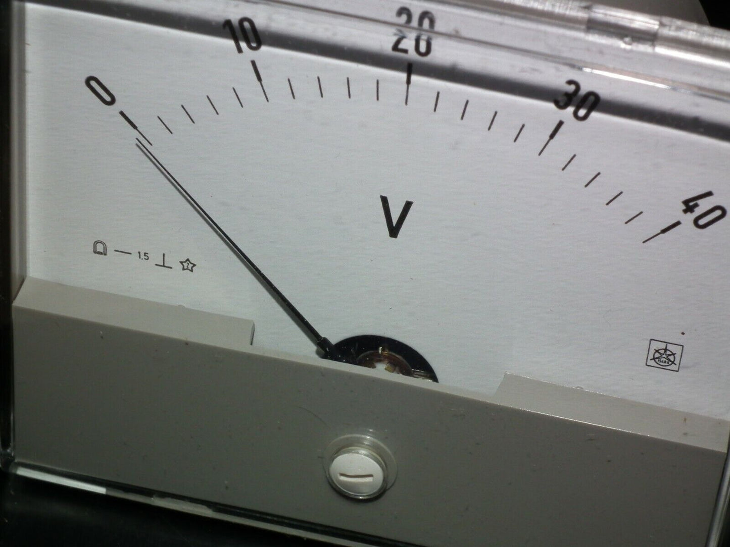 Vintage Instrument 0-40V Voltmeter Iskra Yugoslavia