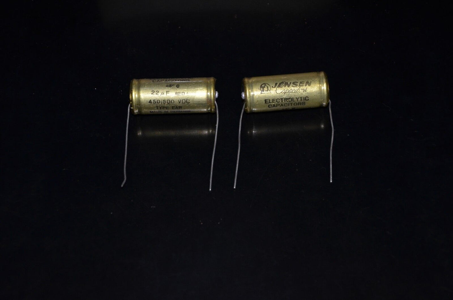 One vintage NOS Jensen electrolytic capacitors 22uF 450/500V Made in Denmark 70s