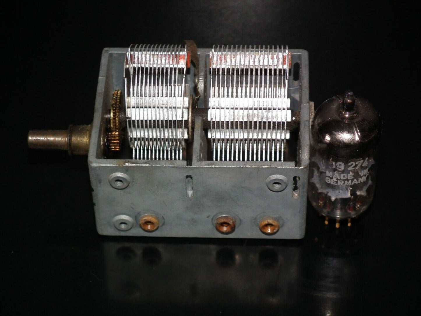 AIR VARIABLE CAPACITOR 440pF + 490pF for MW SW Tube radio receivers