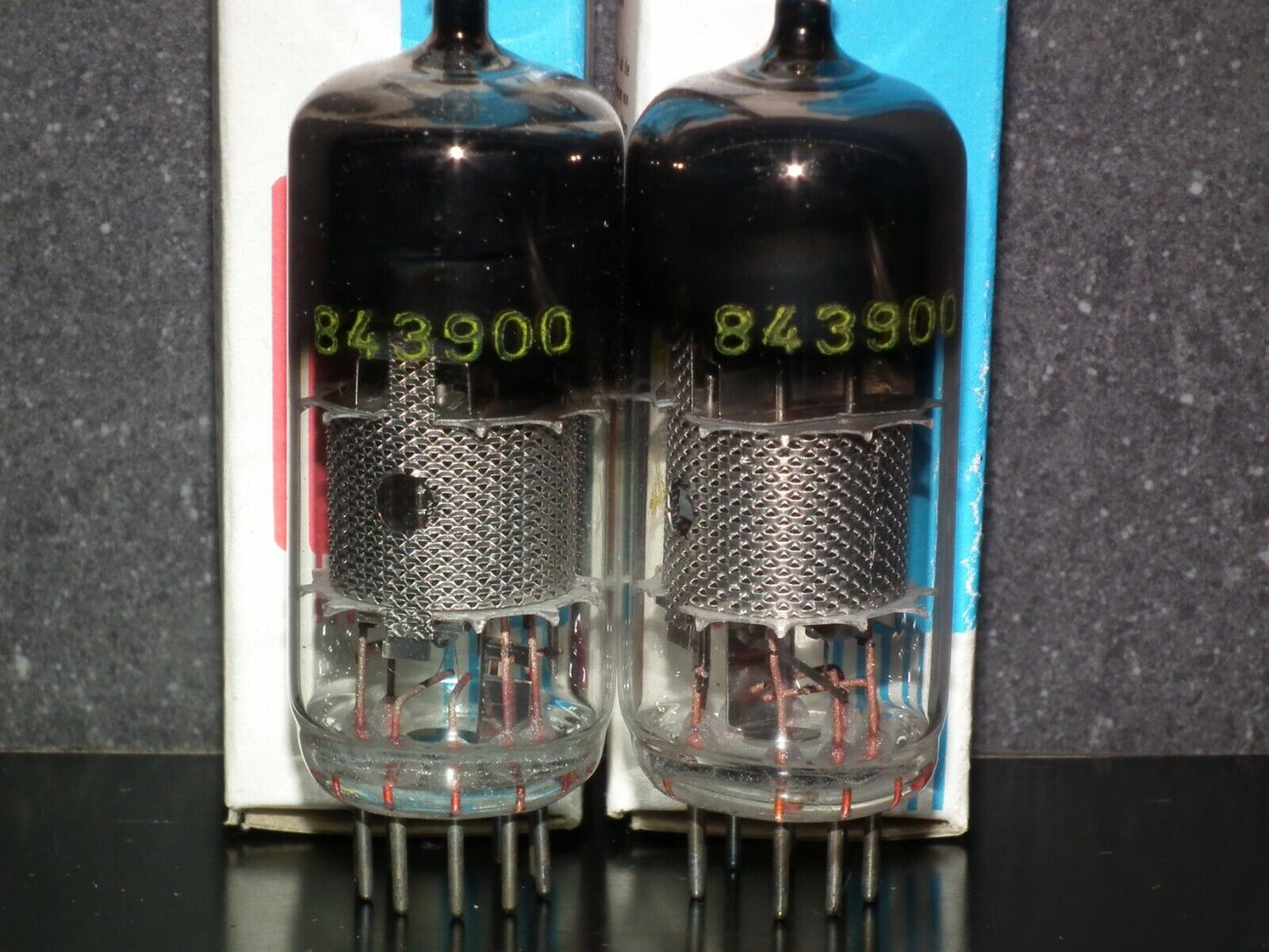 Platinum Matched Pair EF184 RFT Muhlhausen Germany 6EJ7 NOS NIB